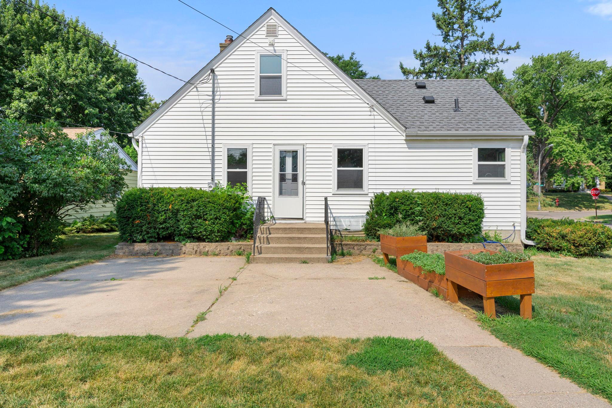 View of Residential at 6401 Logan Avenue, Richfield MN 55423, Richfield (40 of 65) - Mike Wilen | Minnesota Team Real Estate