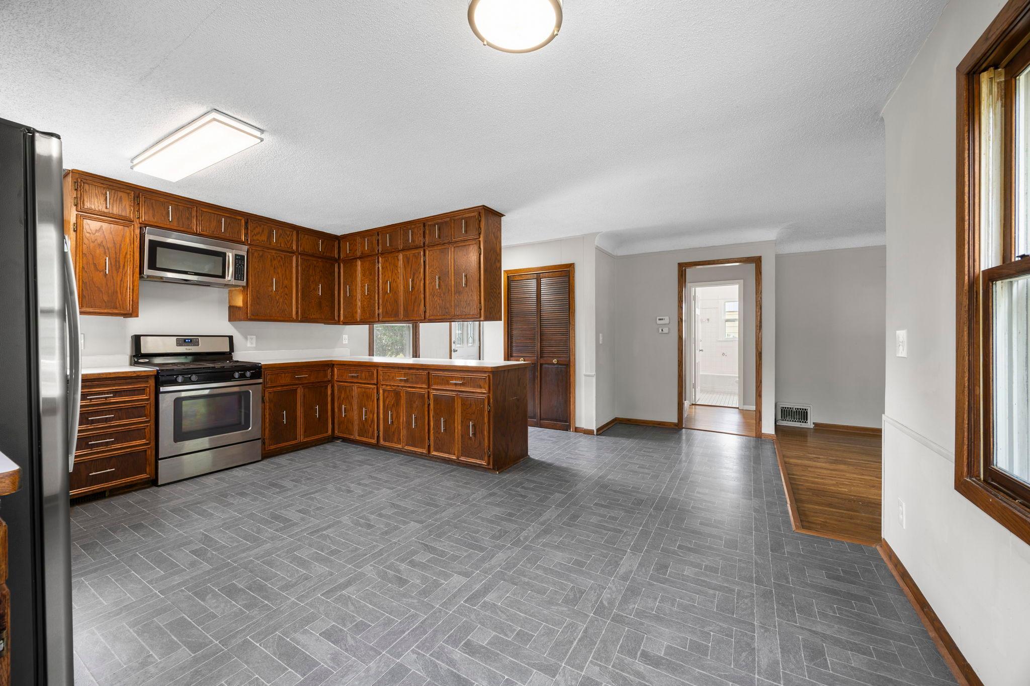 View of Residential at 6401 Logan Avenue, Richfield MN 55423, Richfield (12 of 65) - Mike Wilen | Minnesota Team Real Estate