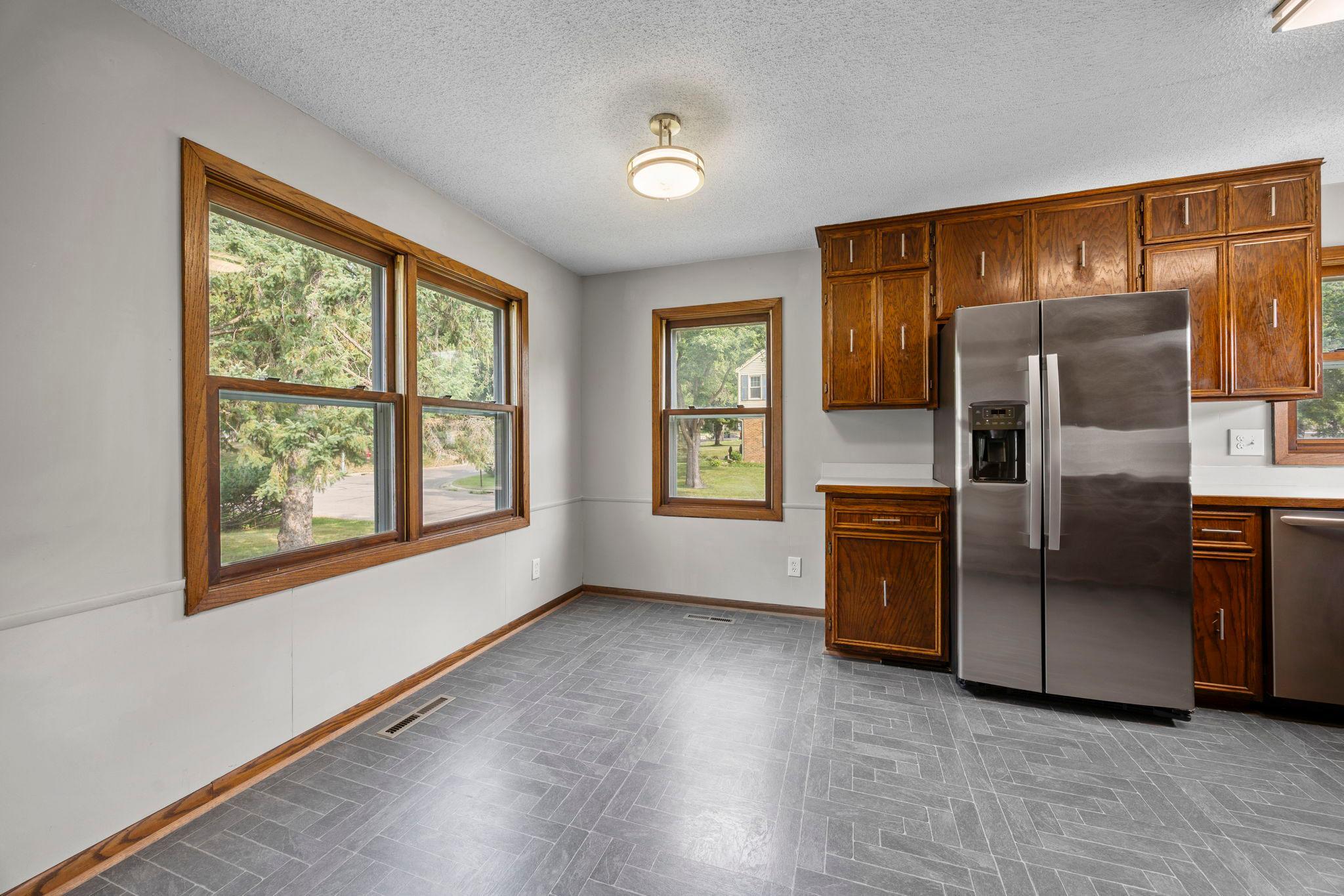 View of Residential at 6401 Logan Avenue, Richfield MN 55423, Richfield (13 of 65) - Mike Wilen | Minnesota Team Real Estate