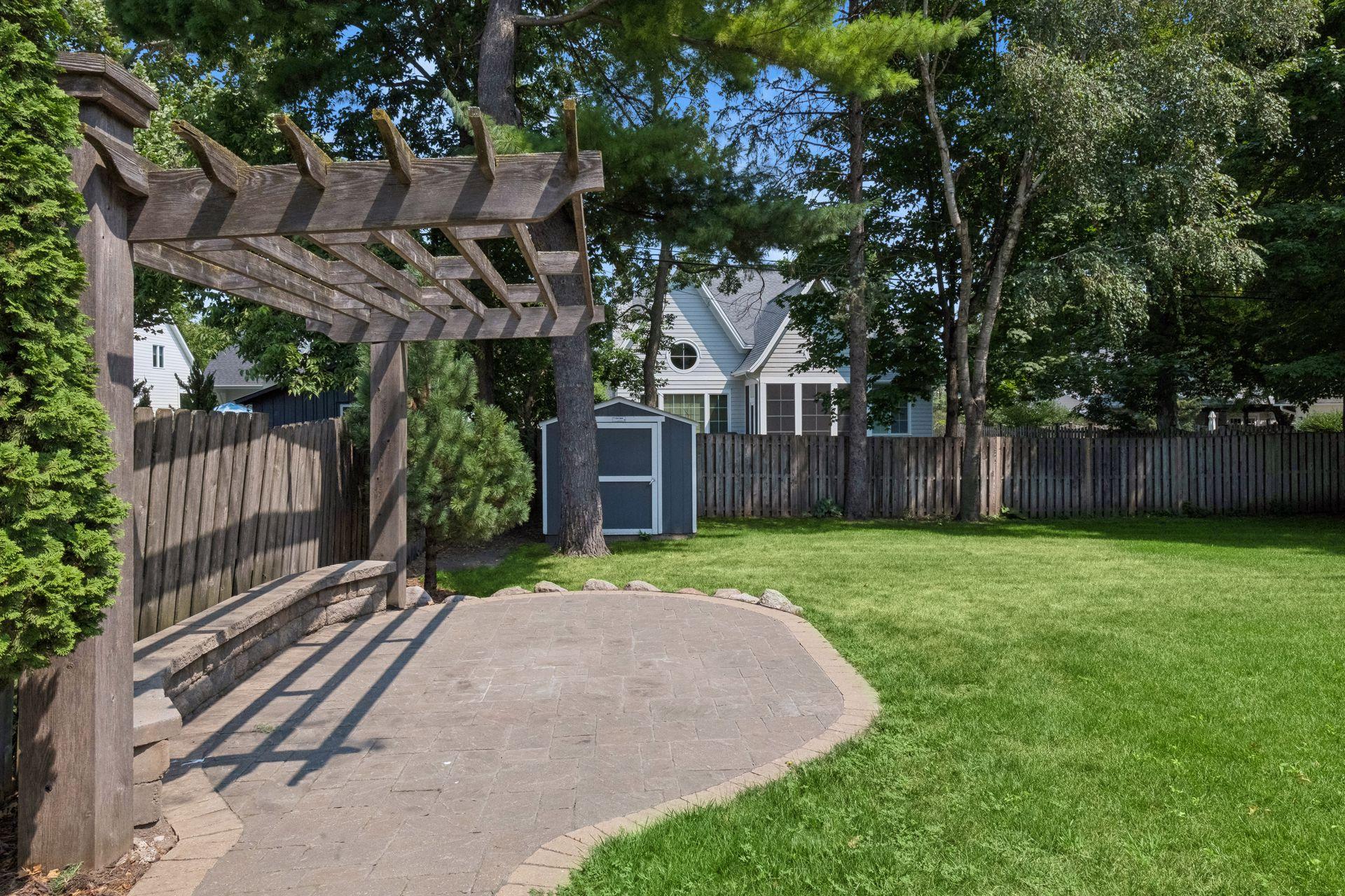 View of Residential at 633 Park Street, Wayzata MN 55391, Wayzata (38 of 40) - Mike Wilen | Minnesota Team Real Estate