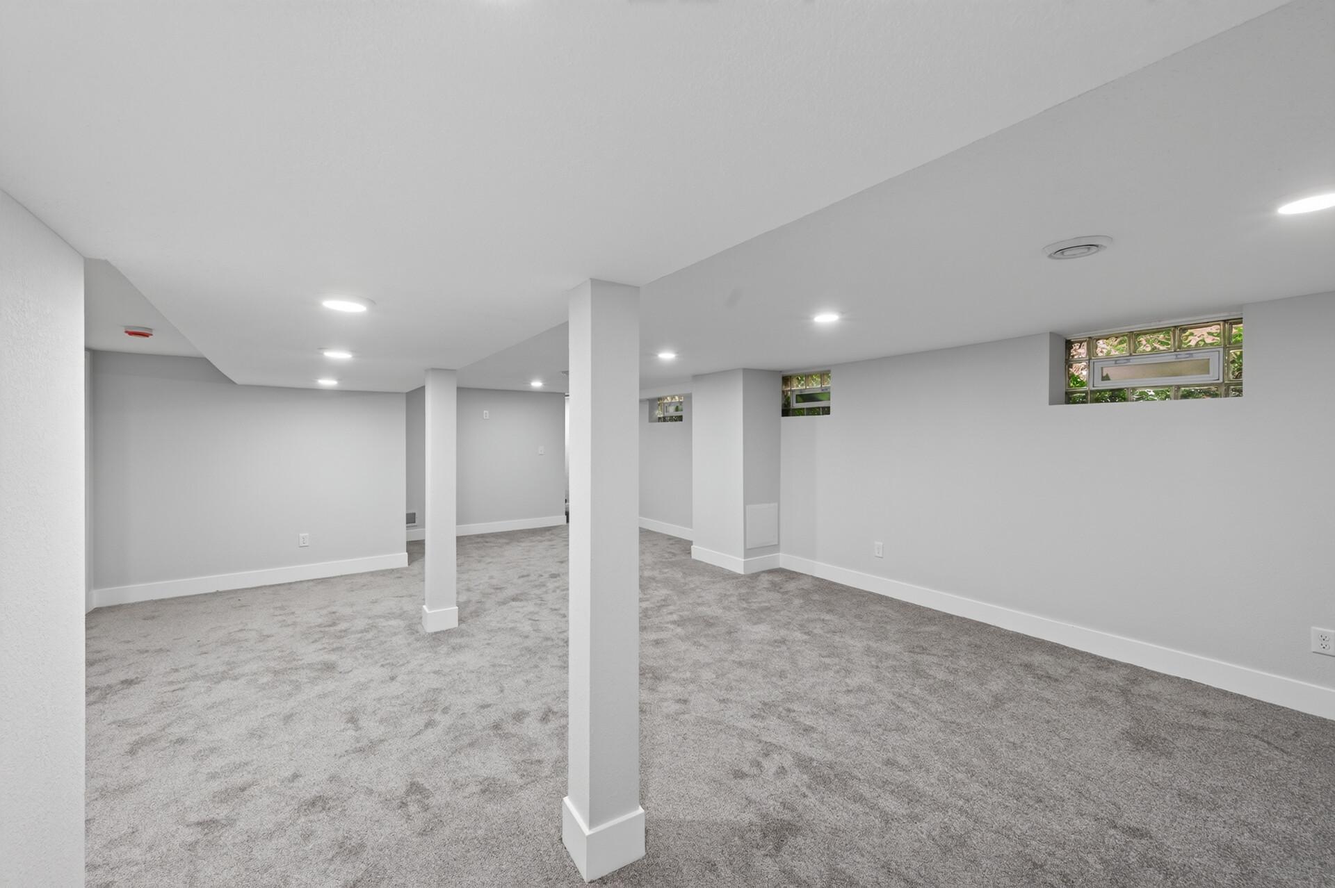 View of Residential at 4548 Columbus Avenue, Minneapolis MN 55407, Minneapolis (34 of 41) - Mike Wilen | Minnesota Team Real Estate
