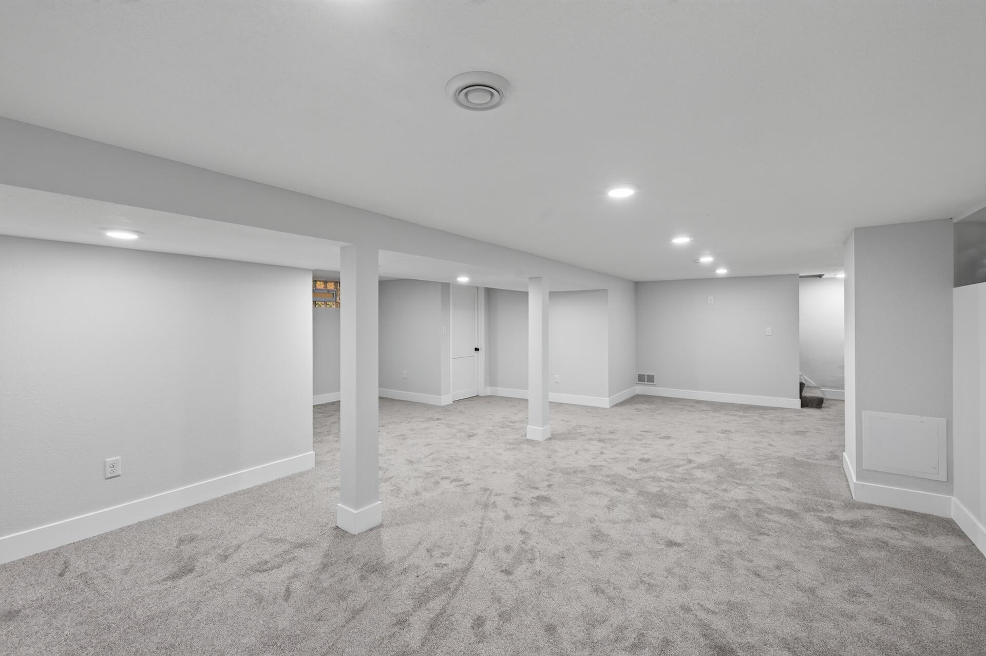 View of Residential at 4548 Columbus Avenue, Minneapolis MN 55407, Minneapolis (33 of 41) - Mike Wilen | Minnesota Team Real Estate