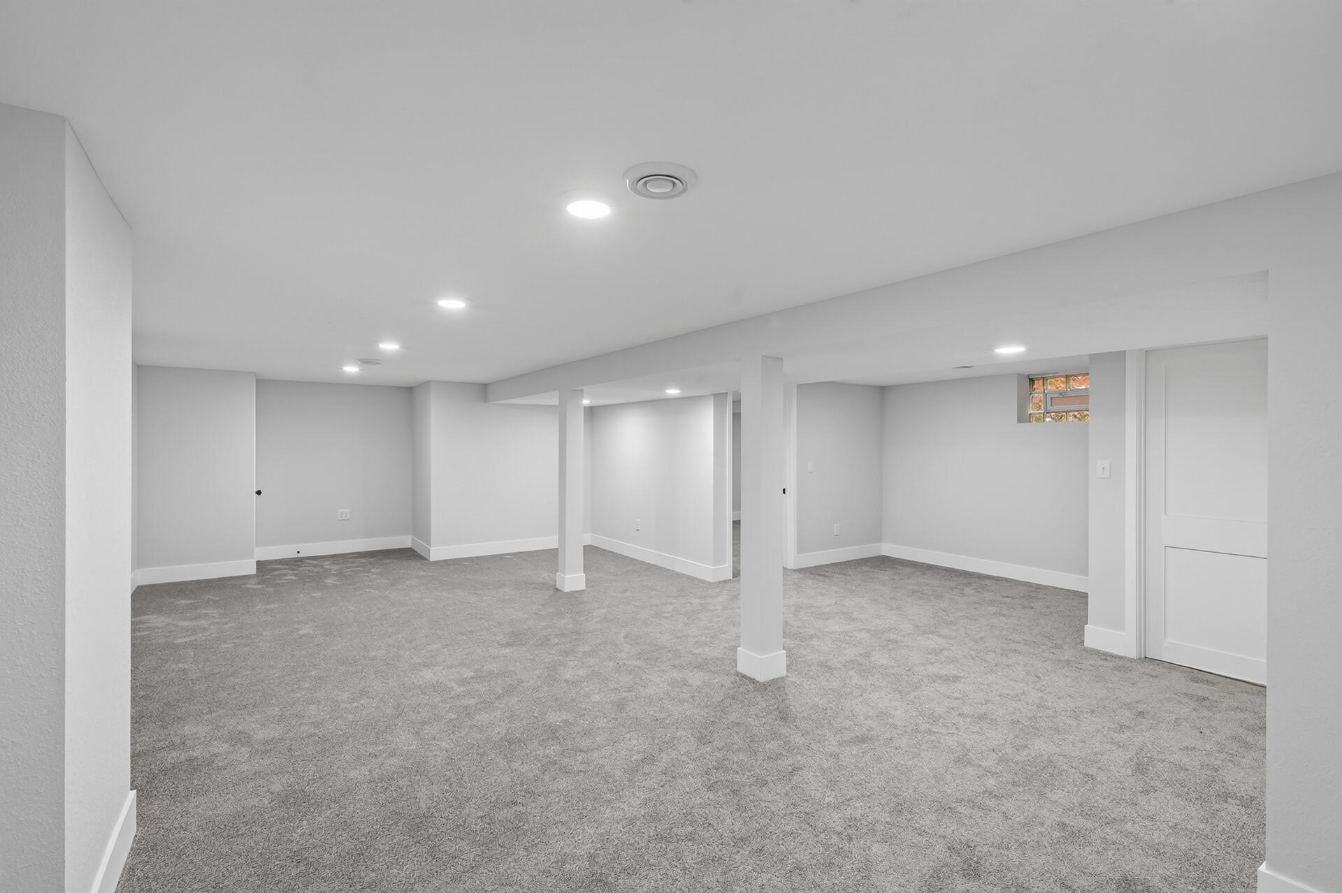 View of Residential at 4548 Columbus Avenue, Minneapolis MN 55407, Minneapolis (32 of 41) - Mike Wilen | Minnesota Team Real Estate