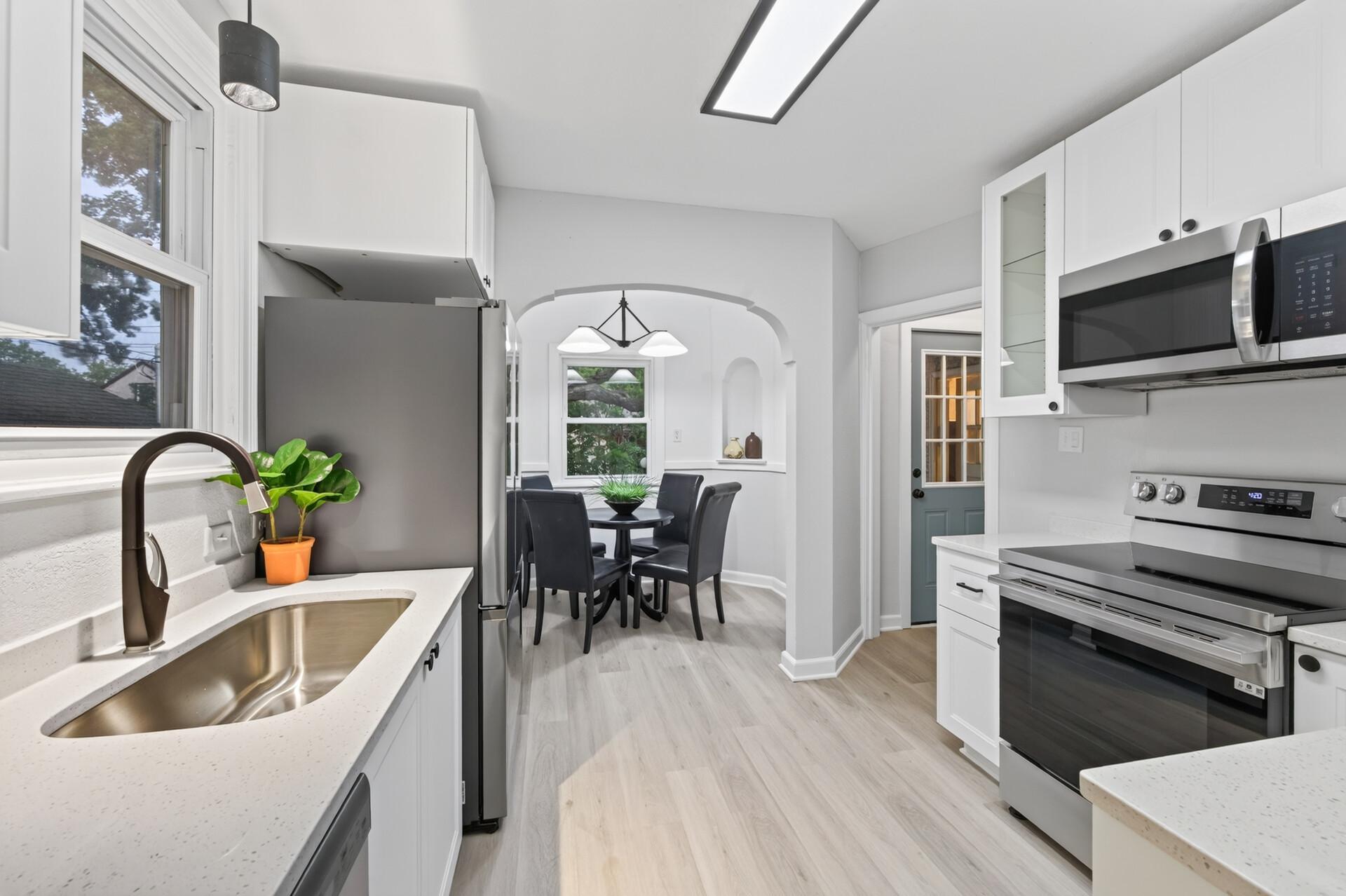 View of Residential at 4548 Columbus Avenue, Minneapolis MN 55407, Minneapolis (16 of 41) - Mike Wilen | Minnesota Team Real Estate