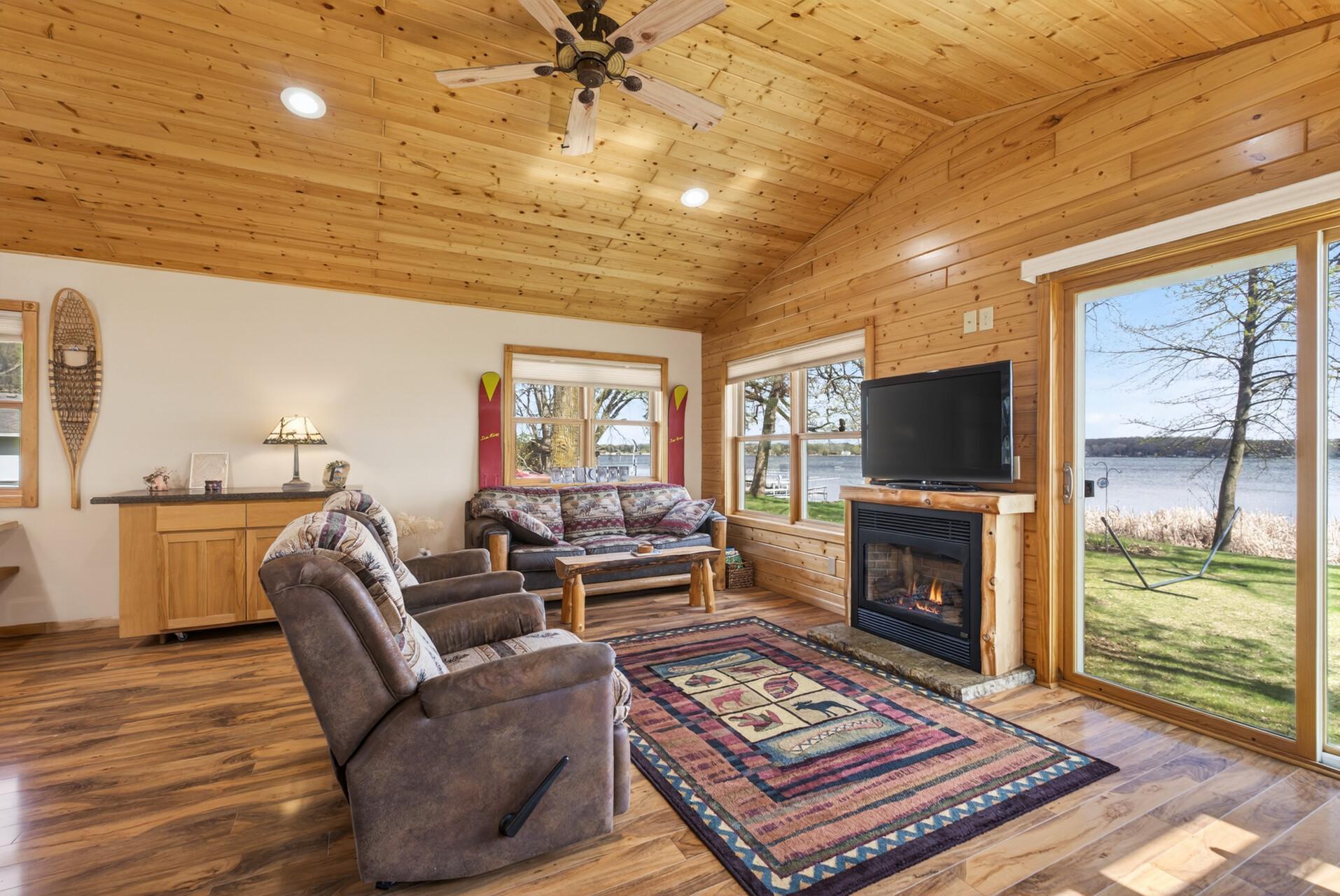 View of Residential at 11056 Hoyer Avenue, Annandale MN 55302, Annandale (12 of 45) - Mike Wilen | Minnesota Team Real Estate
