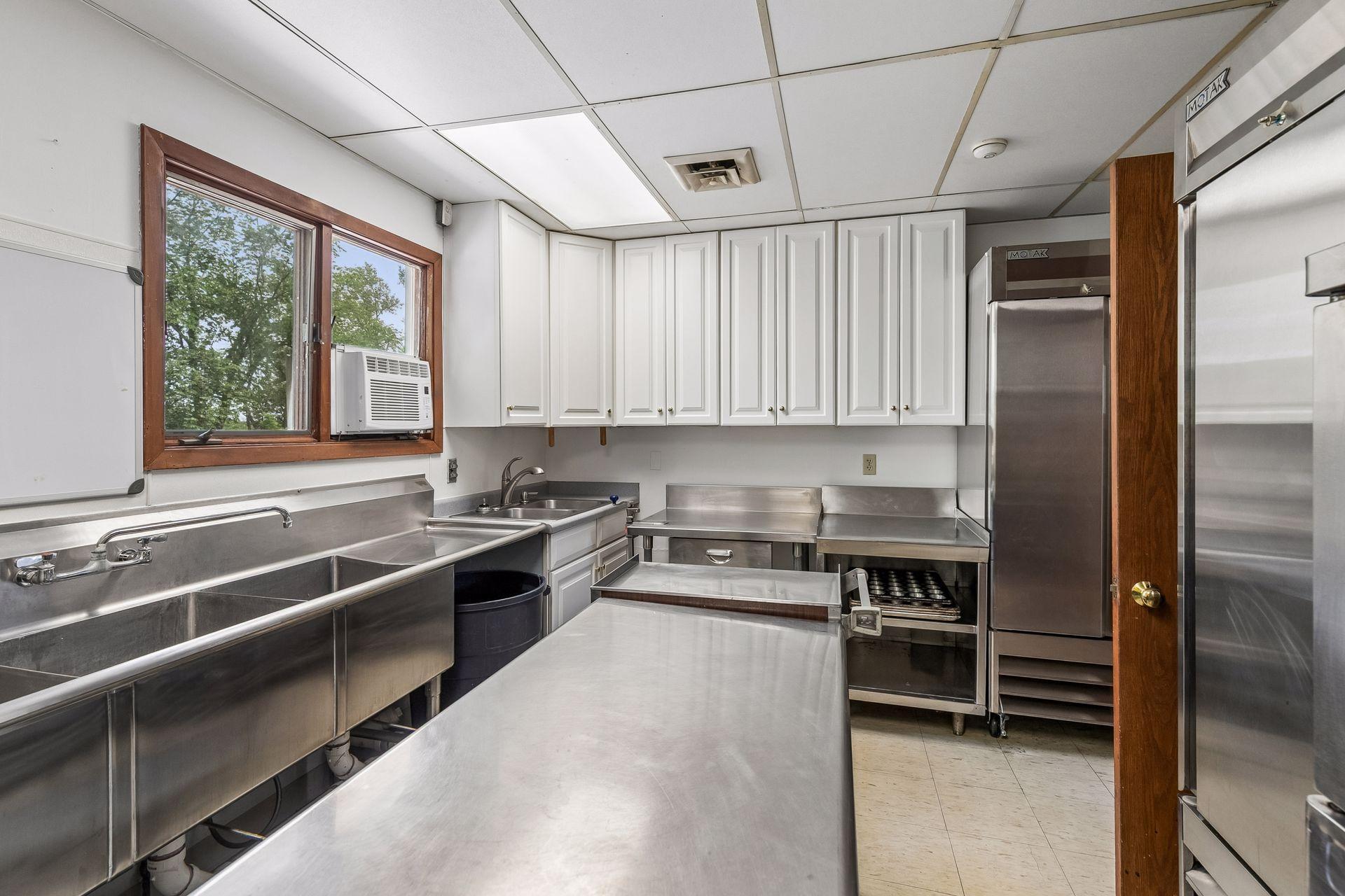 View of Commercial Sale at 14859 Louisiana Avenue, Savage MN 55378, Savage (36 of 82) - Mike Wilen | Minnesota Team Real Estate