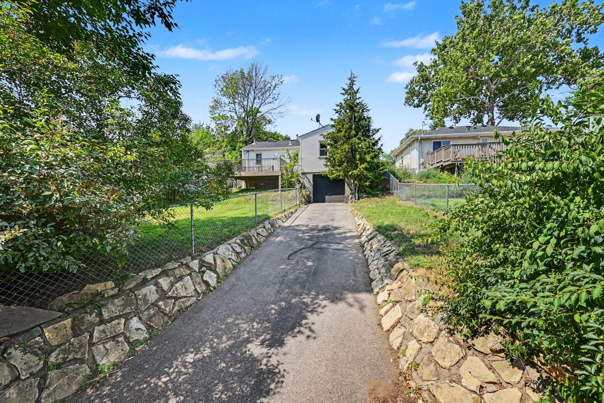 View of Residential at 6821 Upton Avenue, Richfield MN 55423, Richfield (28 of 33) - Mike Wilen | Minnesota Team Real Estate