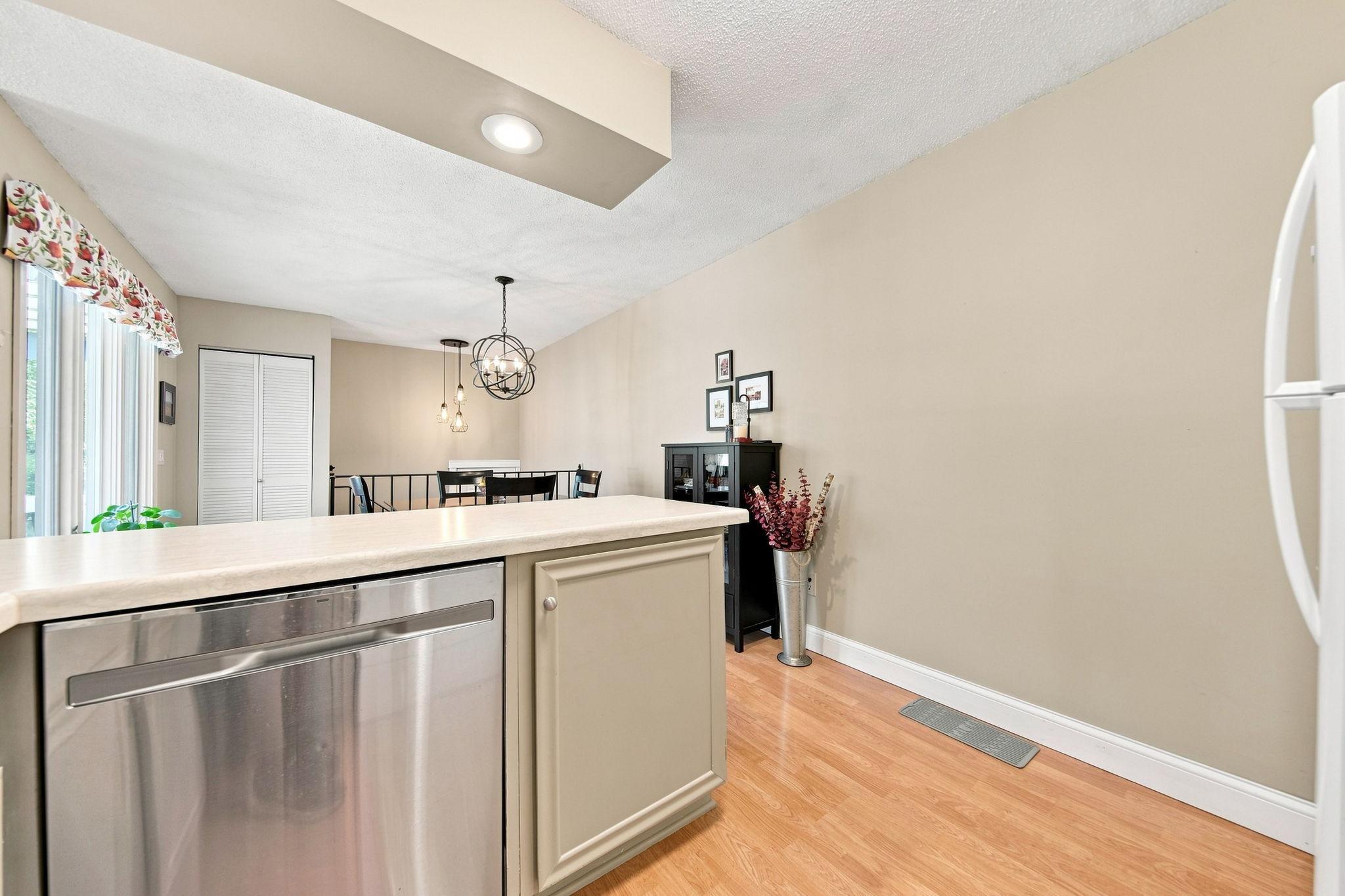 View of Residential at 303 Elan Court, Woodbury MN 55125, Woodbury (23 of 49) - Mike Wilen | Minnesota Team Real Estate