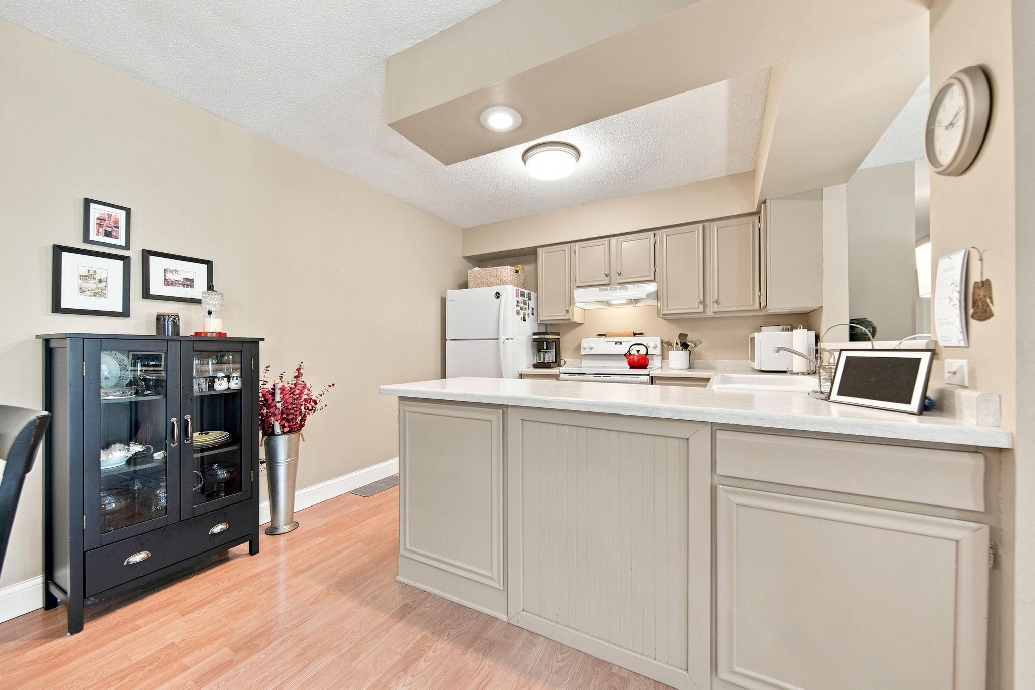 View of Residential at 303 Elan Court, Woodbury MN 55125, Woodbury (18 of 49) - Mike Wilen | Minnesota Team Real Estate