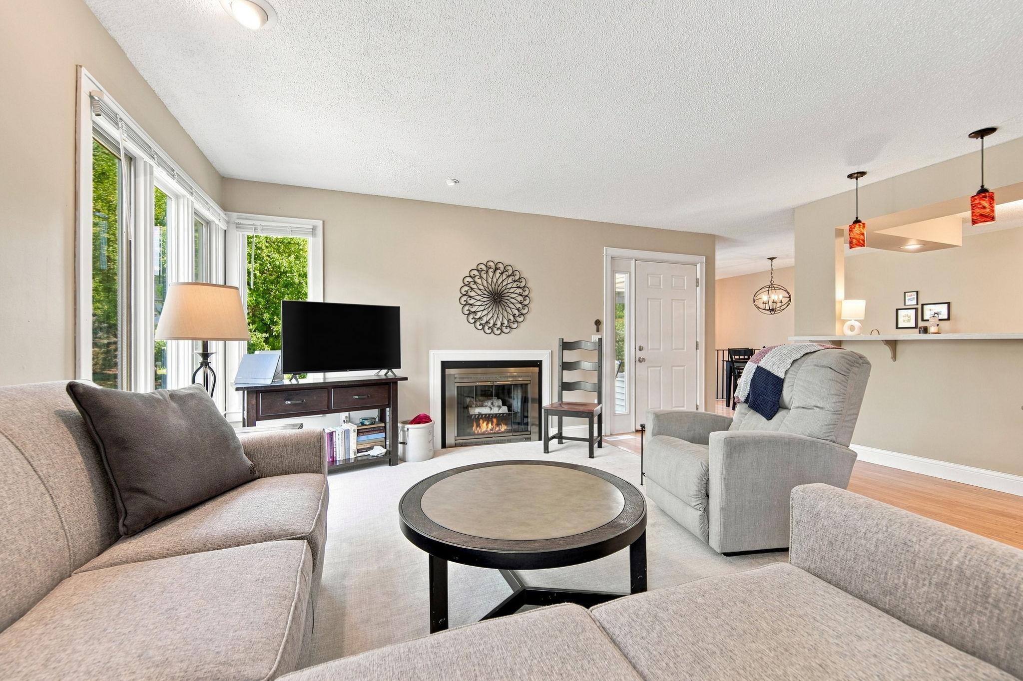 View of Residential at 303 Elan Court, Woodbury MN 55125, Woodbury (8 of 49) - Mike Wilen | Minnesota Team Real Estate