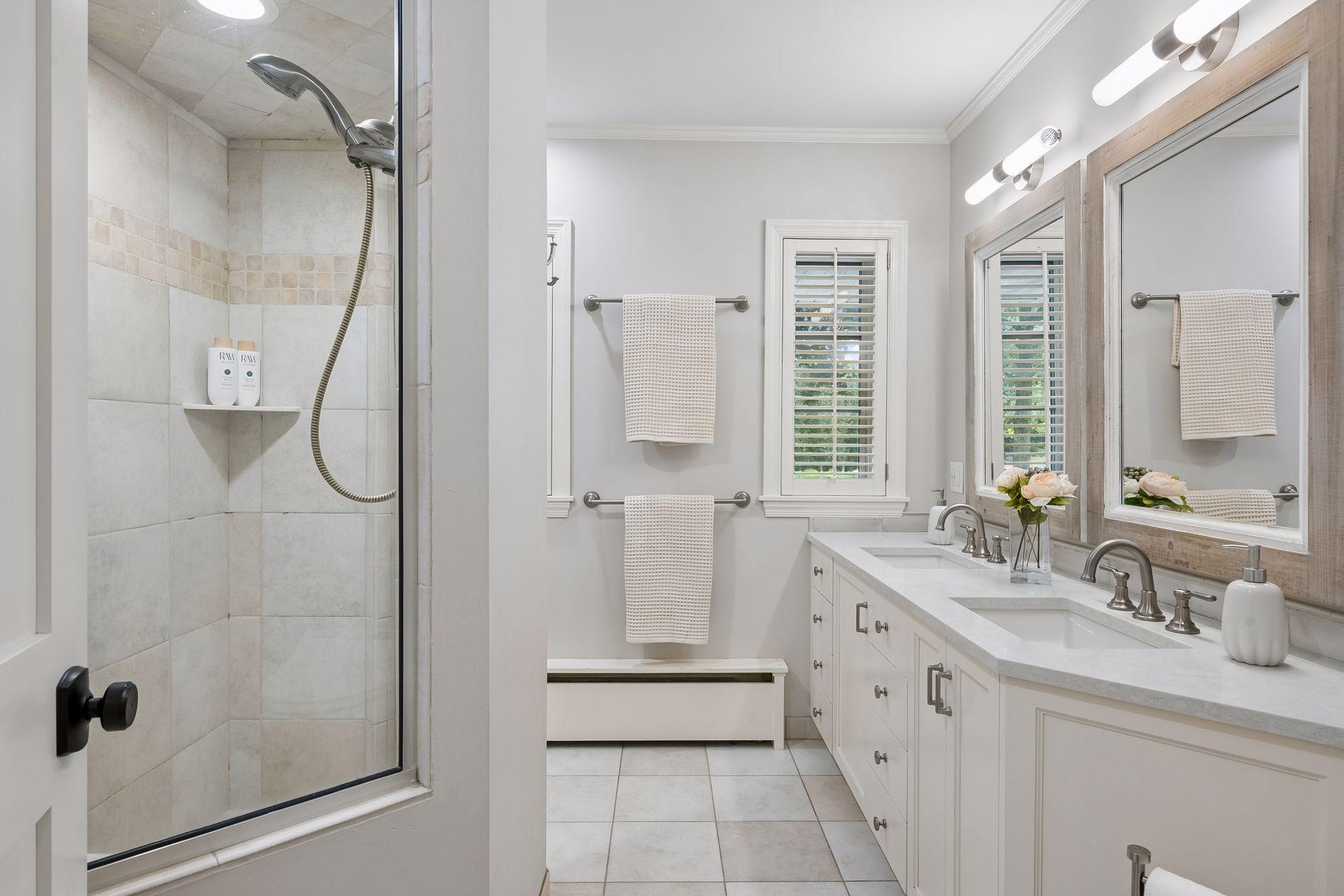 View of Residential at 4808 Woodhill Way, Edina MN 55424, Edina (21 of 42) - Mike Wilen | Minnesota Team Real Estate