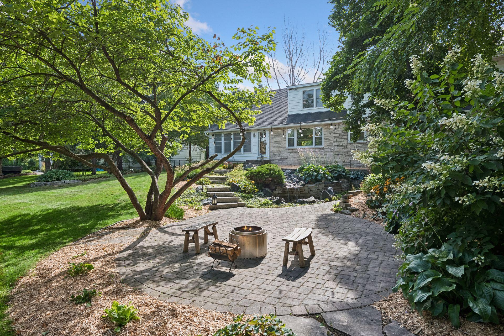 View of Residential at 4808 Woodhill Way, Edina MN 55424, Edina (41 of 42) - Mike Wilen | Minnesota Team Real Estate