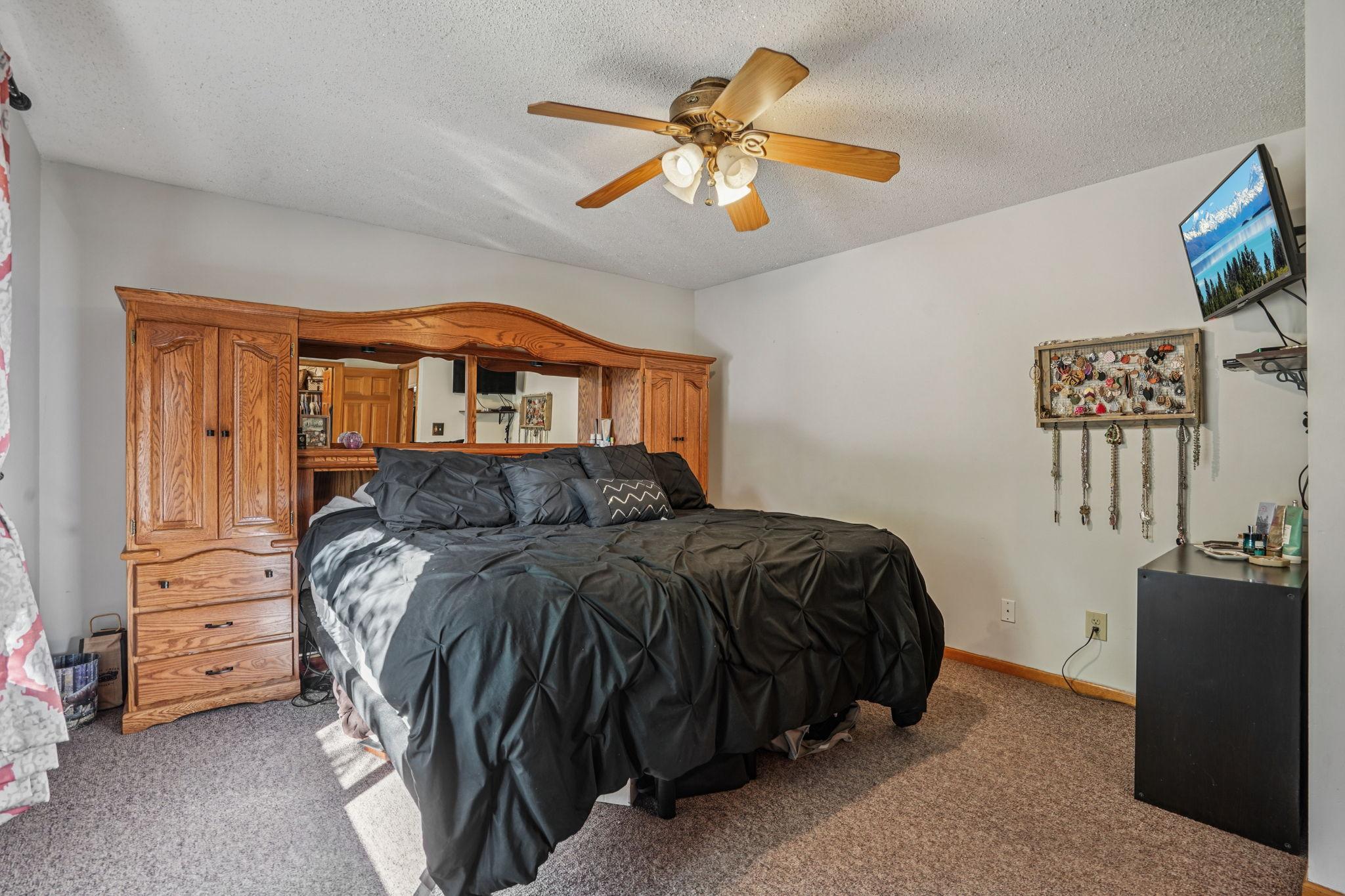 View of Residential at 17452 Hiawatha Beach Drive, Ham Lake MN 55304, Ham Lake (19 of 39) - Mike Wilen | Minnesota Team Real Estate
