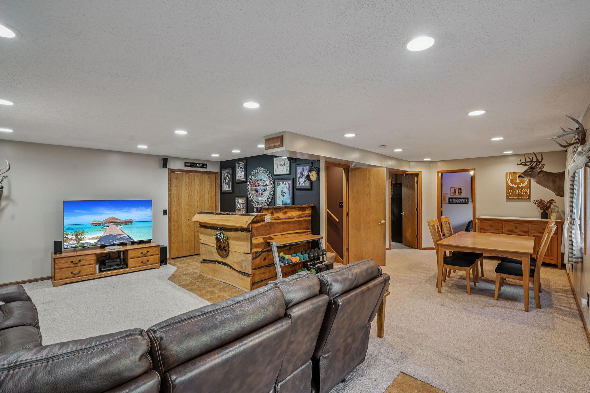 View of Residential at 17452 Hiawatha Beach Drive, Ham Lake MN 55304, Ham Lake (24 of 39) - Mike Wilen | Minnesota Team Real Estate