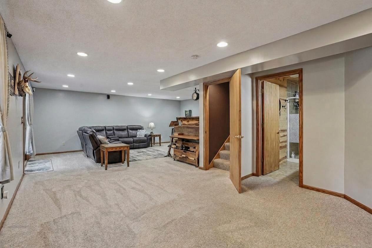 View of Residential at 17452 Hiawatha Beach Drive, Ham Lake MN 55304, Ham Lake (25 of 39) - Mike Wilen | Minnesota Team Real Estate