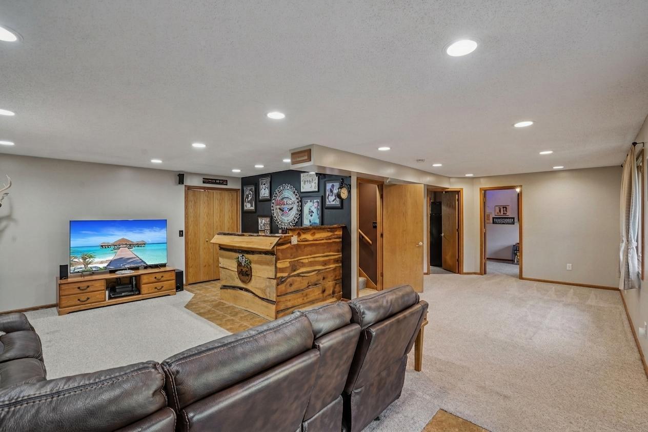 View of Residential at 17452 Hiawatha Beach Drive, Ham Lake MN 55304, Ham Lake (26 of 39) - Mike Wilen | Minnesota Team Real Estate