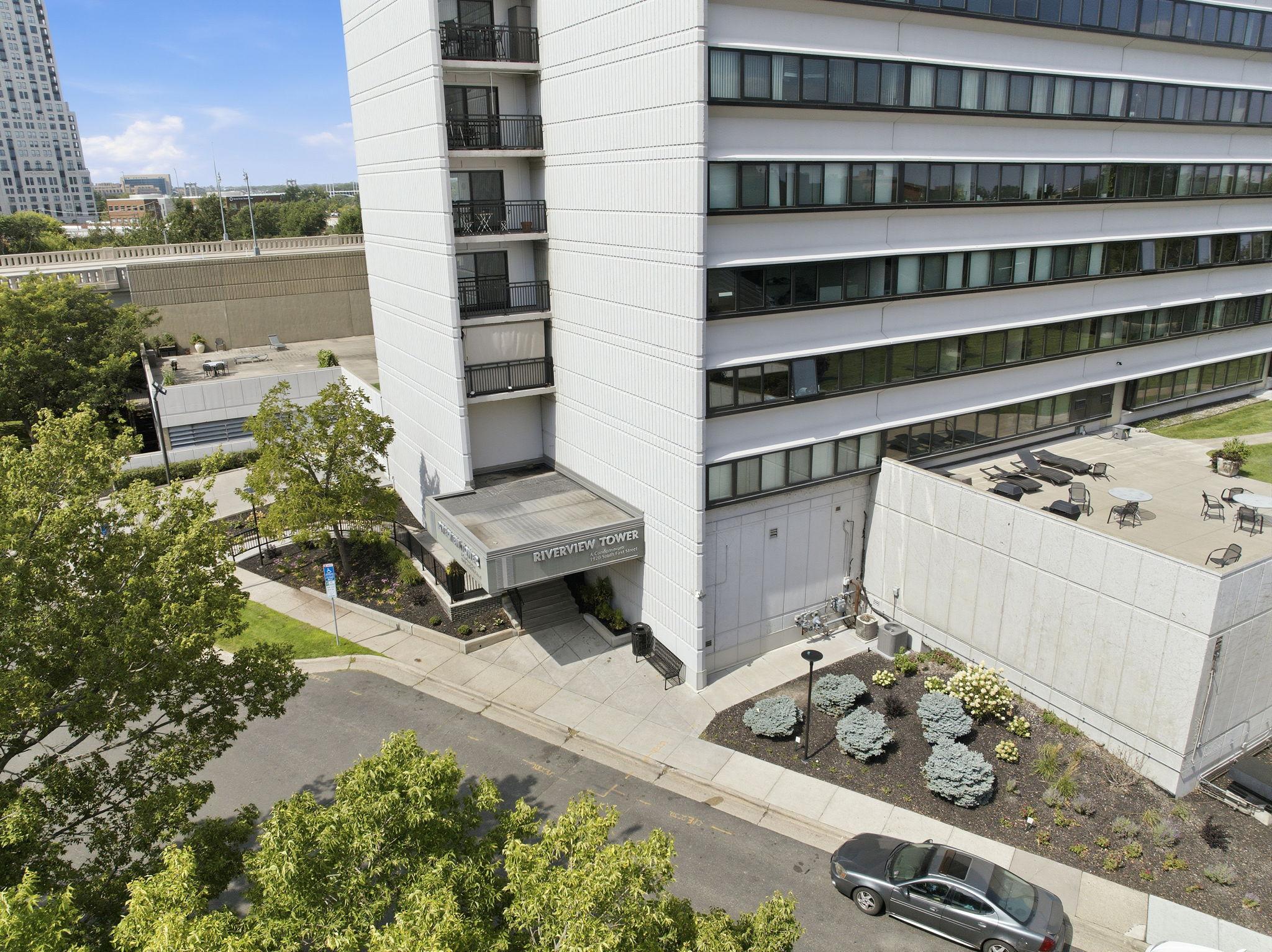 View of Residential at 1920 1st Street #802, Minneapolis MN 55454, Minneapolis (5 of 28) - Mike Wilen | Minnesota Team Real Estate
