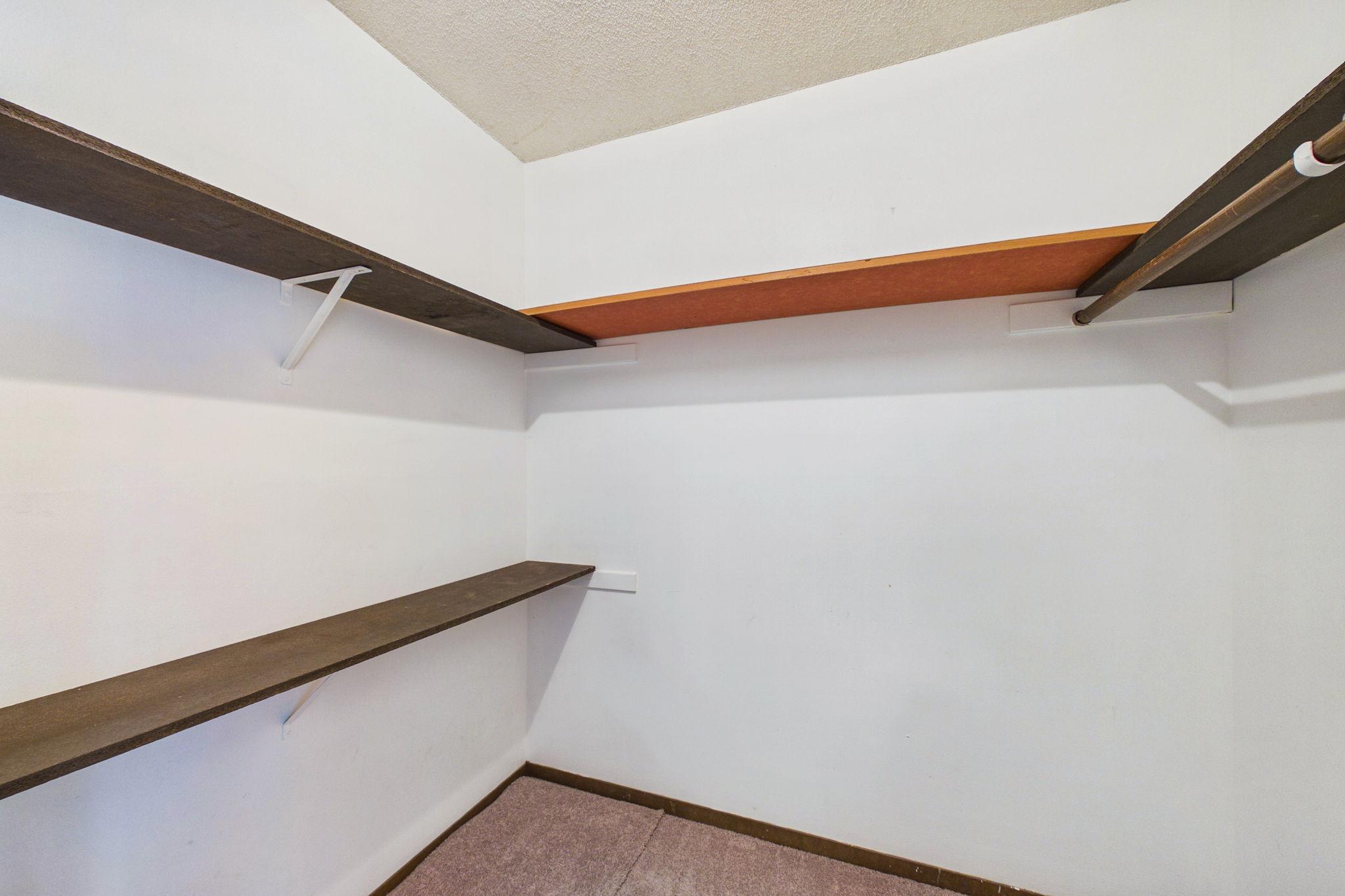 View of Residential at 2809 Minnehaha Parkway #205, Minneapolis MN 55417, Minneapolis (8 of 14) - Mike Wilen | Minnesota Team Real Estate