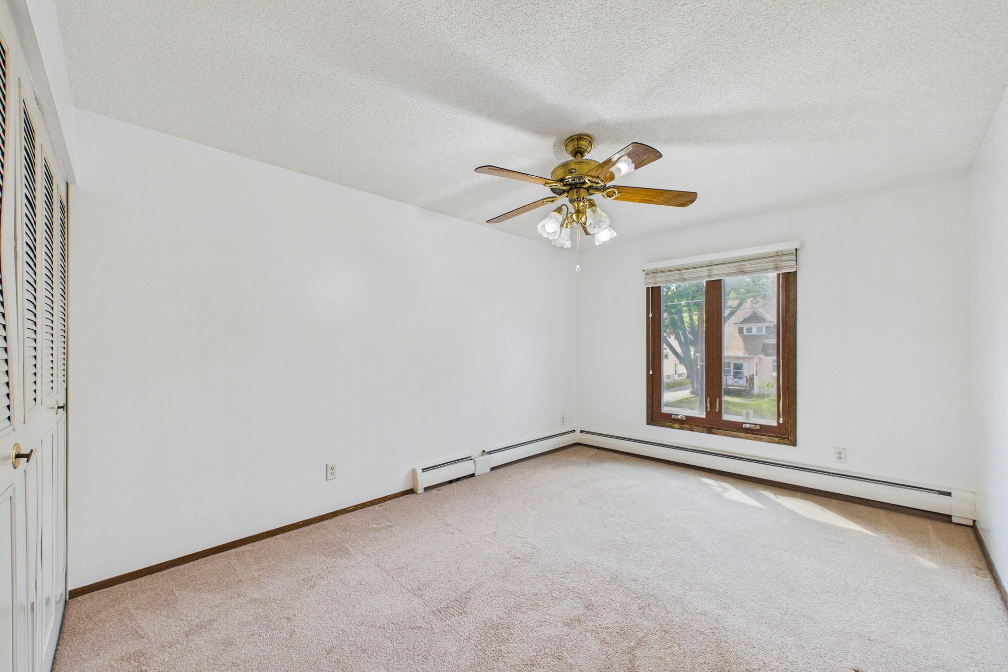 View of Residential at 2809 Minnehaha Parkway #205, Minneapolis MN 55417, Minneapolis (6 of 14) - Mike Wilen | Minnesota Team Real Estate