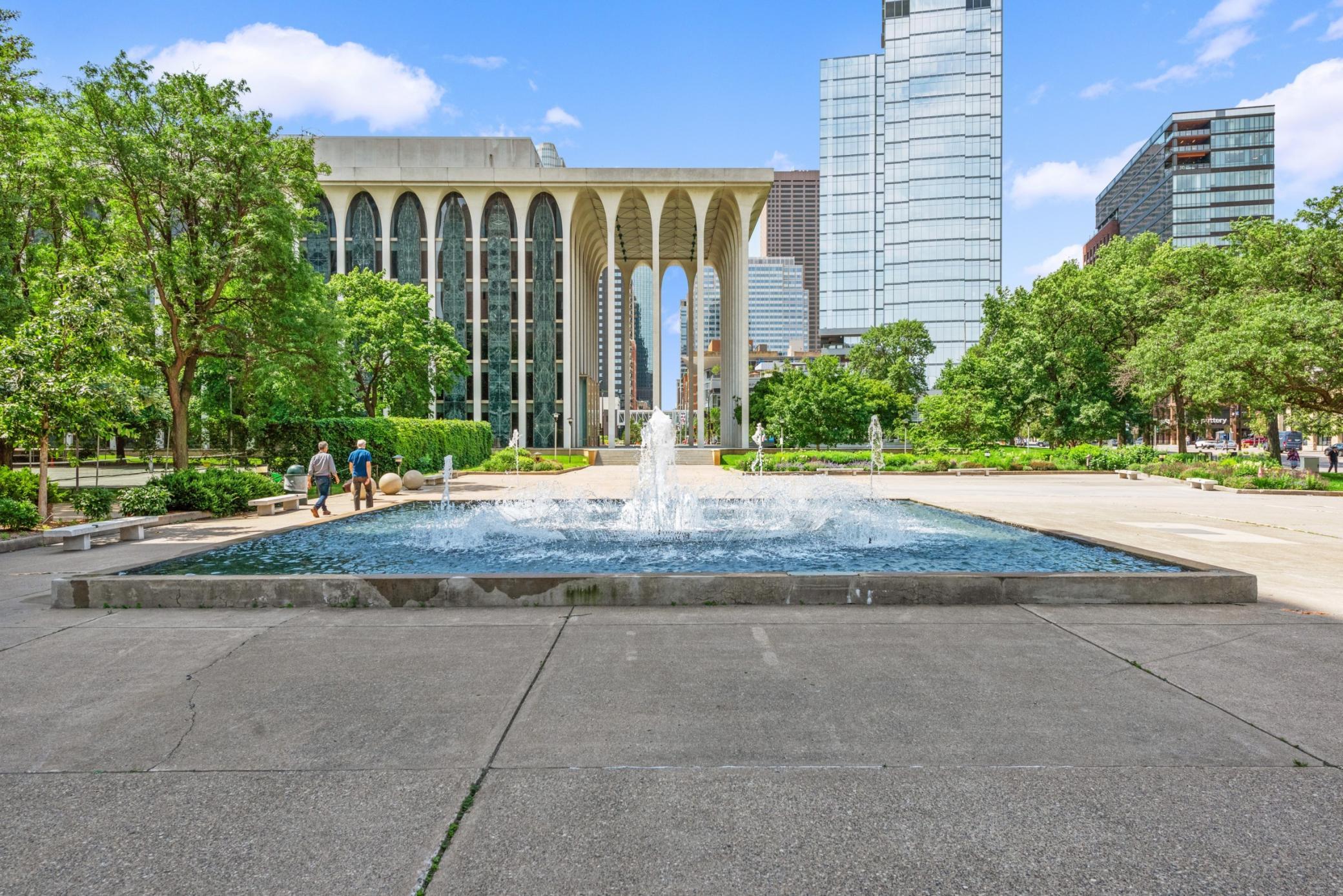 View of Residential at 19 1st Street #B1904, Minneapolis MN 55401, Minneapolis (52 of 59) - Mike Wilen | Minnesota Team Real Estate