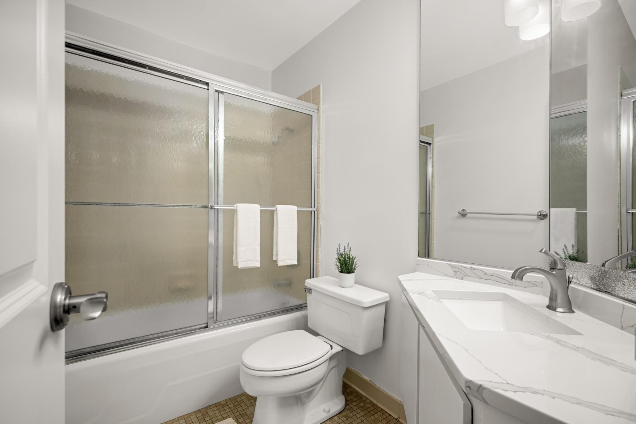 View of Residential at 19 1st Street #B1904, Minneapolis MN 55401, Minneapolis (24 of 59) - Mike Wilen | Minnesota Team Real Estate