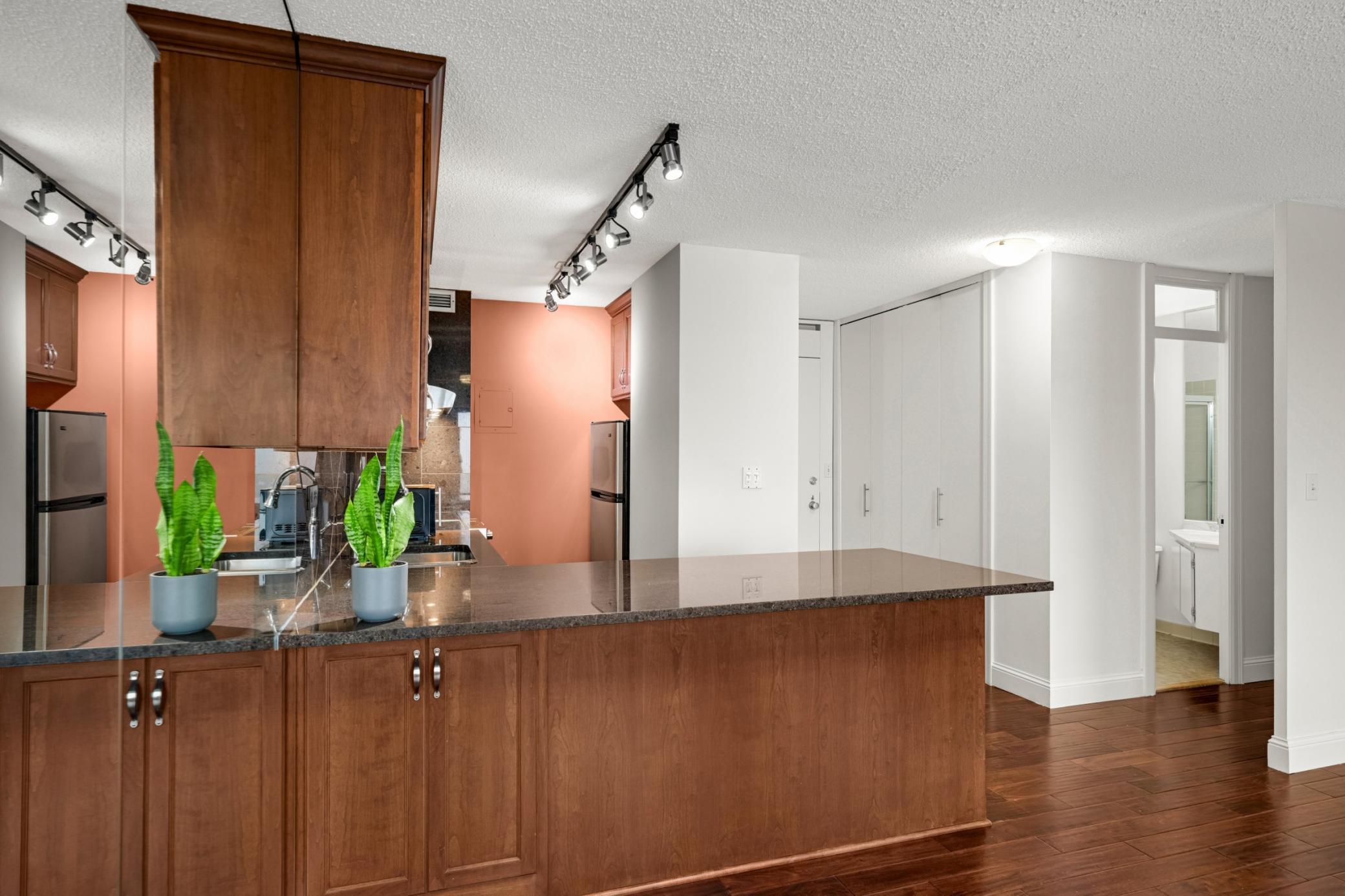View of Residential at 19 1st Street #B1904, Minneapolis MN 55401, Minneapolis (15 of 59) - Mike Wilen | Minnesota Team Real Estate