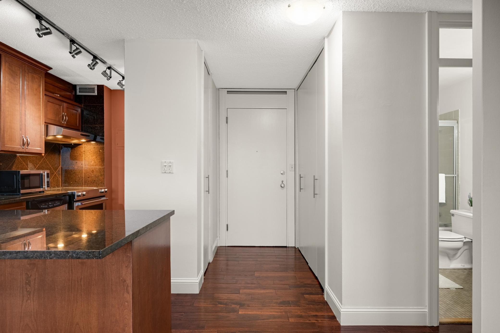 View of Residential at 19 1st Street #B1904, Minneapolis MN 55401, Minneapolis (7 of 59) - Mike Wilen | Minnesota Team Real Estate