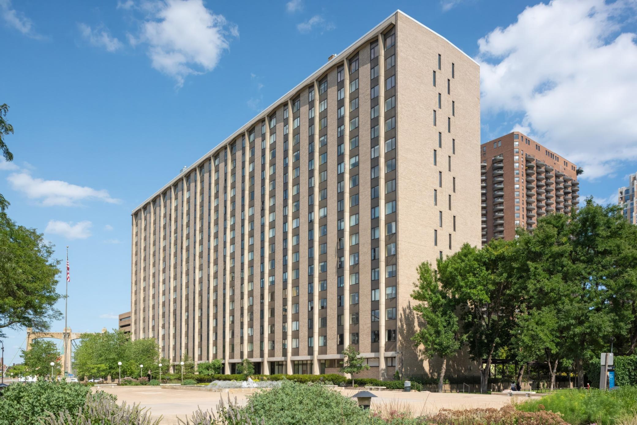 View of Residential at 19 1st Street #B1904, Minneapolis MN 55401, Minneapolis (54 of 59) - Mike Wilen | Minnesota Team Real Estate
