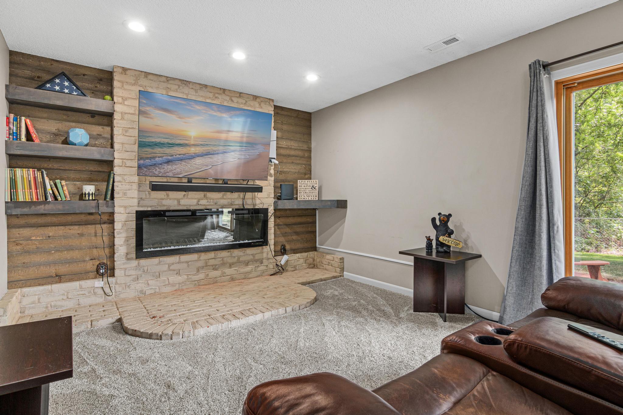 View of Residential at 6560 White Oak Road, Lino Lakes MN 55038, Lino Lakes (16 of 49) - Mike Wilen | Minnesota Team Real Estate