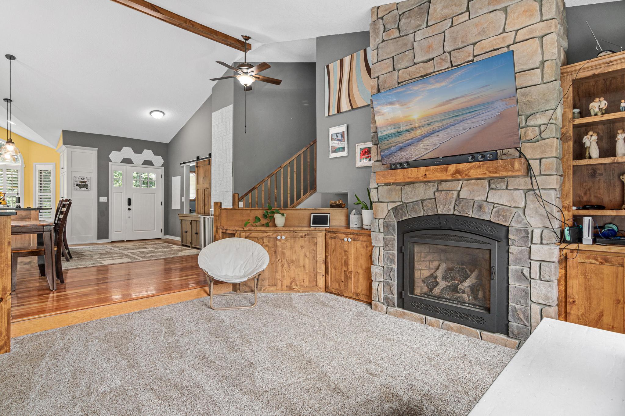 View of Residential at 6560 White Oak Road, Lino Lakes MN 55038, Lino Lakes (12 of 49) - Mike Wilen | Minnesota Team Real Estate