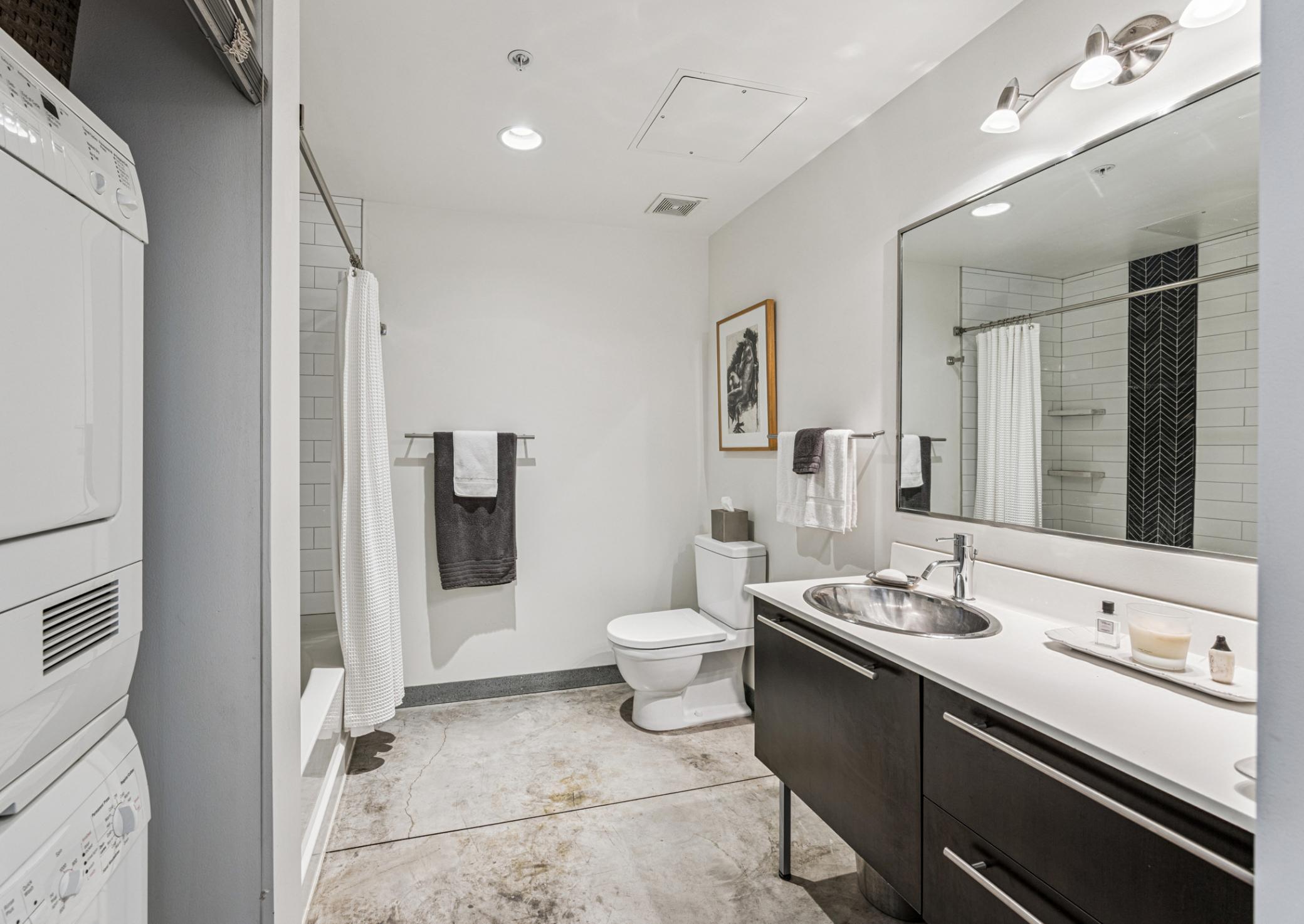 View of Residential at 700 Washington Avenue #507, Minneapolis MN 55401, Minneapolis (15 of 18) - Mike Wilen | Minnesota Team Real Estate