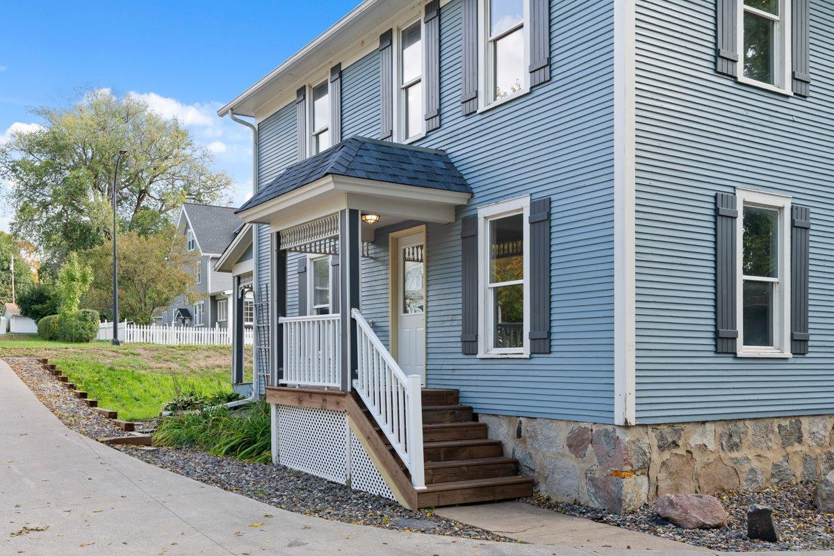 View of Residential Income at 405 Lake Boulevard, Buffalo MN 55313, Buffalo (16 of 31) - Mike Wilen | Minnesota Team Real Estate