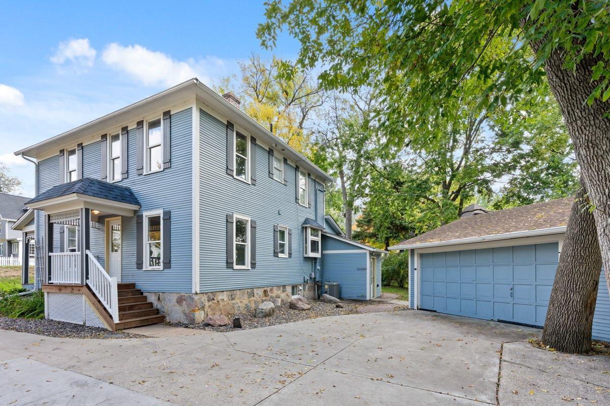 View of Residential Income at 405 Lake Boulevard, Buffalo MN 55313, Buffalo (4 of 31) - Mike Wilen | Minnesota Team Real Estate