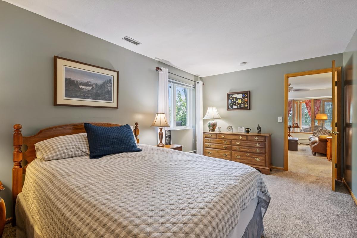 View of Residential at 5501 Auto Club Road, Bloomington MN 55437, Bloomington (21 of 25) - Mike Wilen | Minnesota Team Real Estate