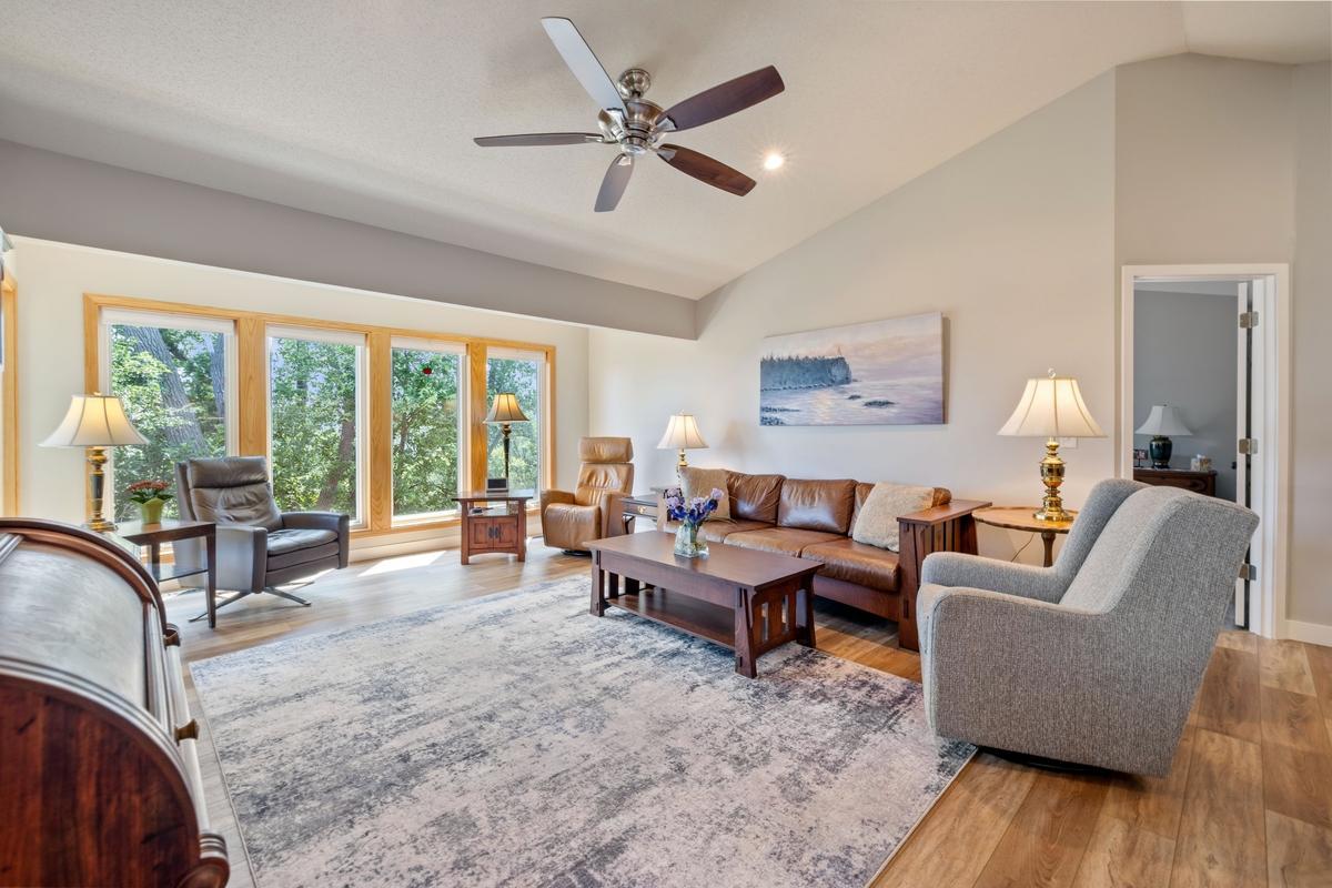 View of Residential at 5501 Auto Club Road, Bloomington MN 55437, Bloomington (4 of 25) - Mike Wilen | Minnesota Team Real Estate