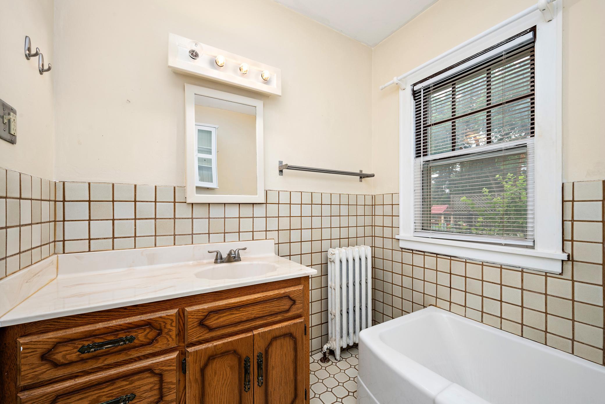 View of Residential at 3020 Garfield Street, Minneapolis MN 55418, Minneapolis (19 of 32) - Mike Wilen | Minnesota Team Real Estate