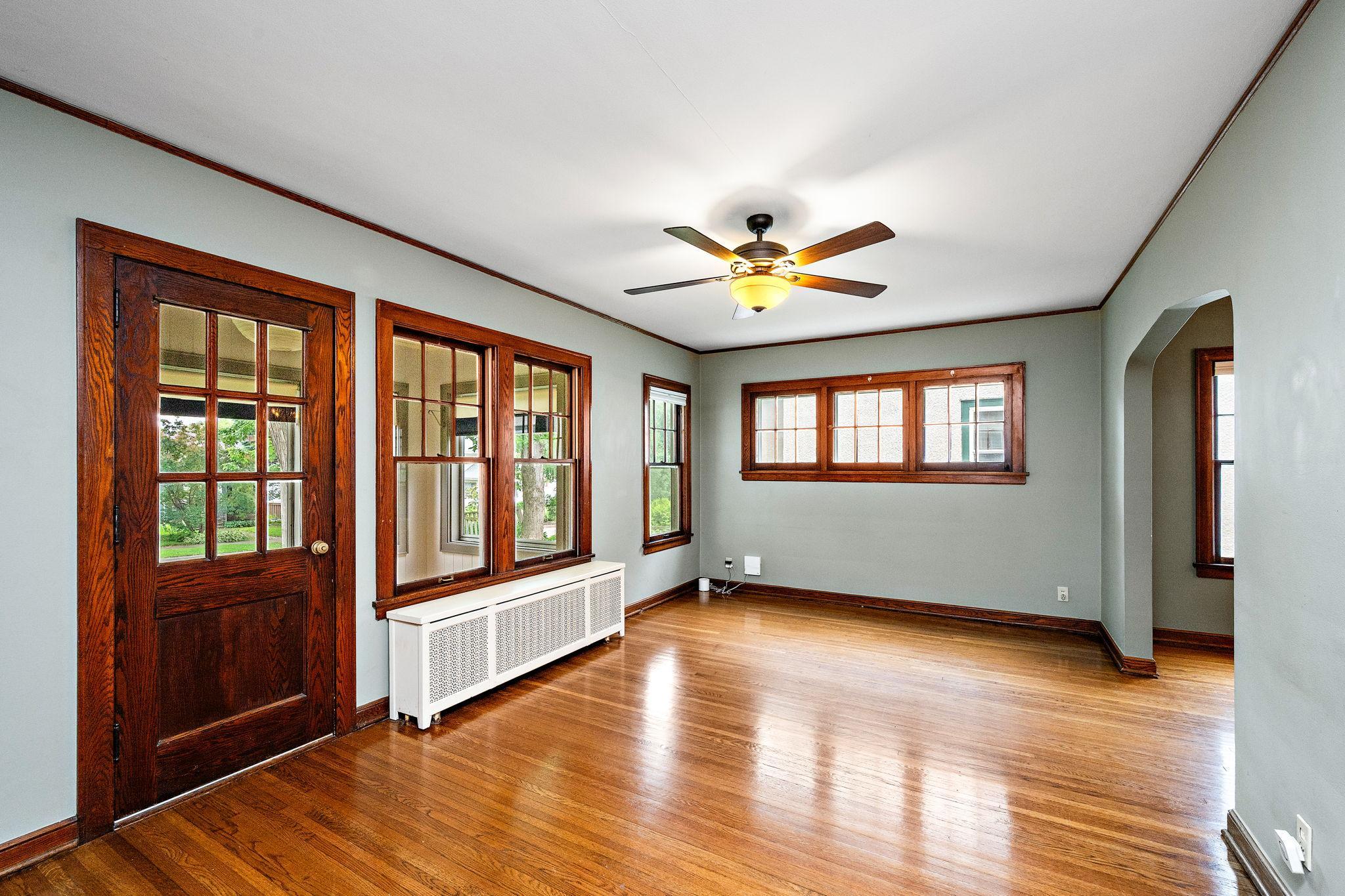 View of Residential at 3020 Garfield Street, Minneapolis MN 55418, Minneapolis (11 of 32) - Mike Wilen | Minnesota Team Real Estate