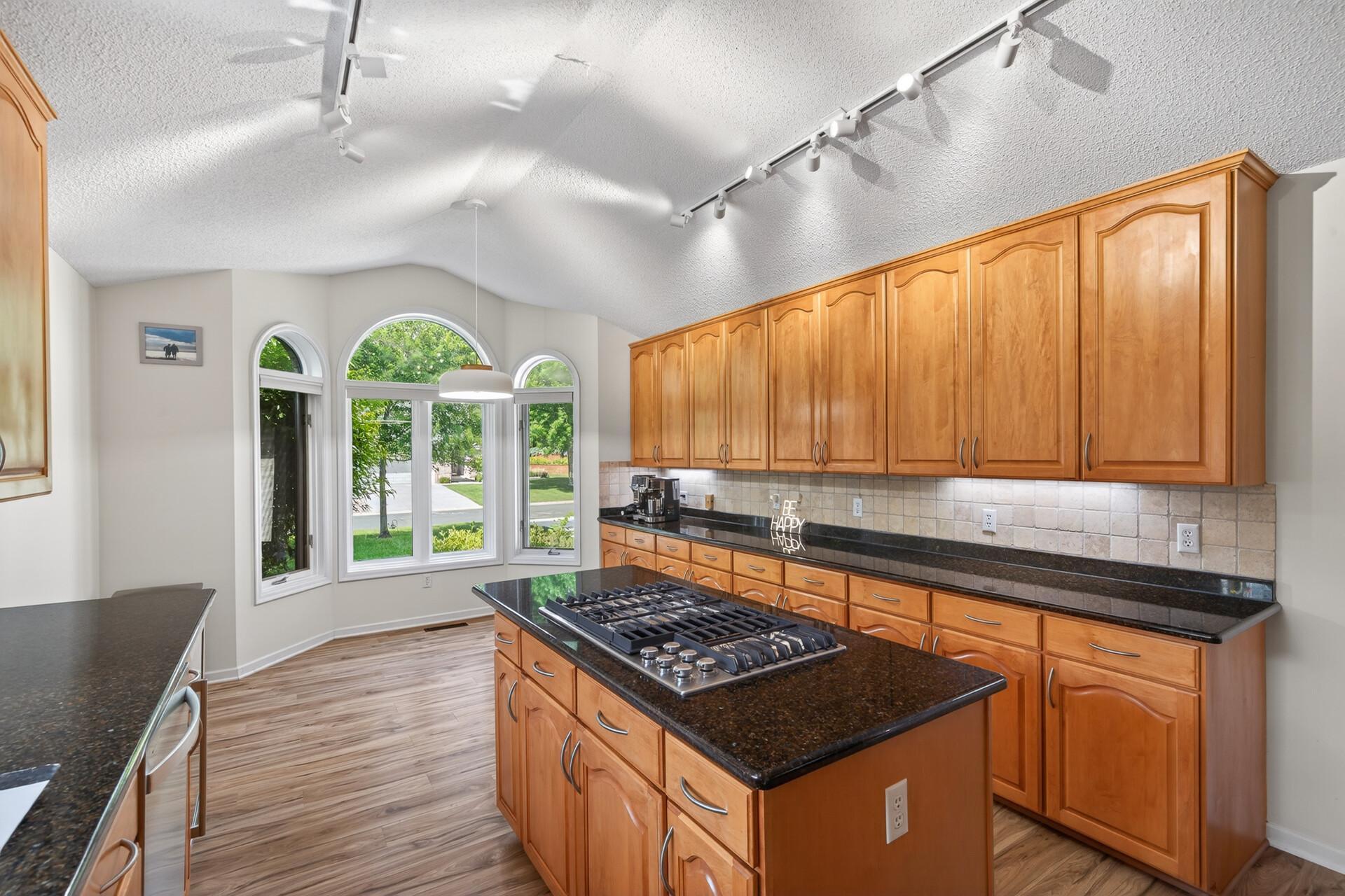 View of Residential at 10417 Fawns Way, Eden Prairie MN 55347, Eden Prairie (13 of 45) - Mike Wilen | Minnesota Team Real Estate