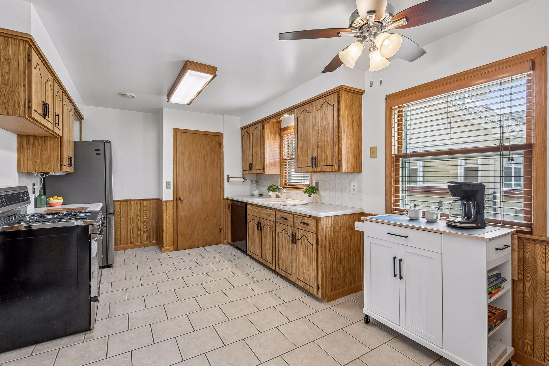 View of Residential at 5645 20th Avenue, Minneapolis MN 55417, Minneapolis (17 of 43) - Mike Wilen | Minnesota Team Real Estate