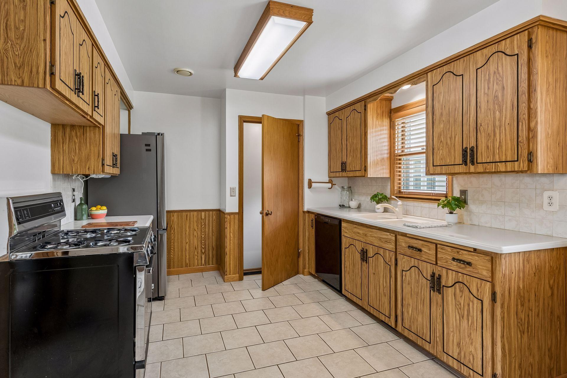 View of Residential at 5645 20th Avenue, Minneapolis MN 55417, Minneapolis (13 of 43) - Mike Wilen | Minnesota Team Real Estate