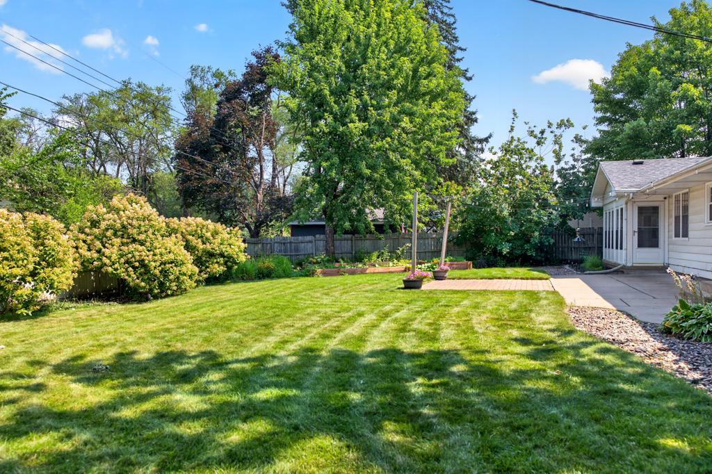 View of Residential at 133 Craig Way, Fridley MN 55432, Fridley (123 of 130) - Mike Wilen | Minnesota Team Real Estate