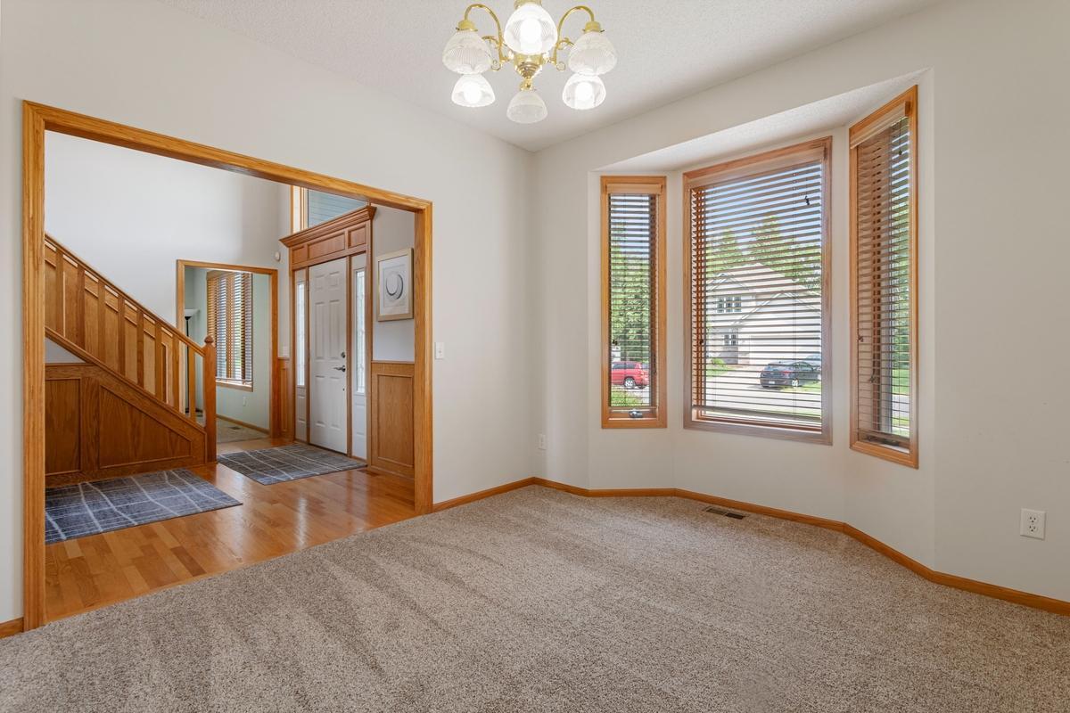 View of Residential at 5721 103rd Avenue, Brooklyn Park MN 55443, Brooklyn Park (15 of 41) - Mike Wilen | Minnesota Team Real Estate