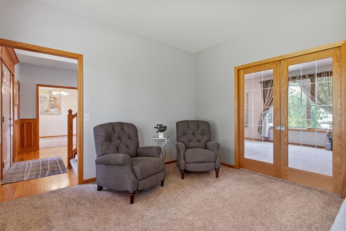 View of Residential at 5721 103rd Avenue, Brooklyn Park MN 55443, Brooklyn Park (20 of 41) - Mike Wilen | Minnesota Team Real Estate
