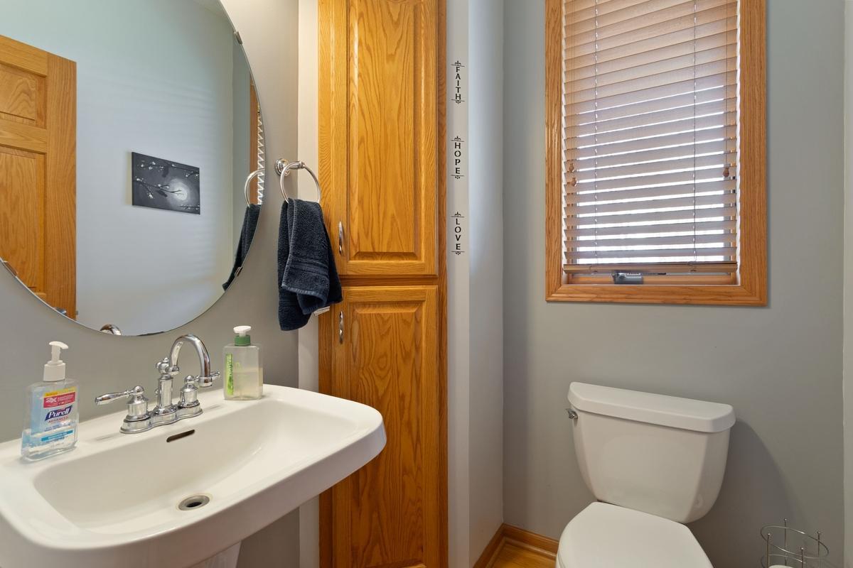 View of Residential at 5721 103rd Avenue, Brooklyn Park MN 55443, Brooklyn Park (23 of 41) - Mike Wilen | Minnesota Team Real Estate