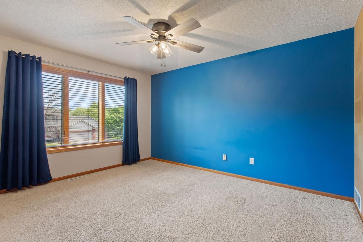 View of Residential at 5721 103rd Avenue, Brooklyn Park MN 55443, Brooklyn Park (29 of 41) - Mike Wilen | Minnesota Team Real Estate