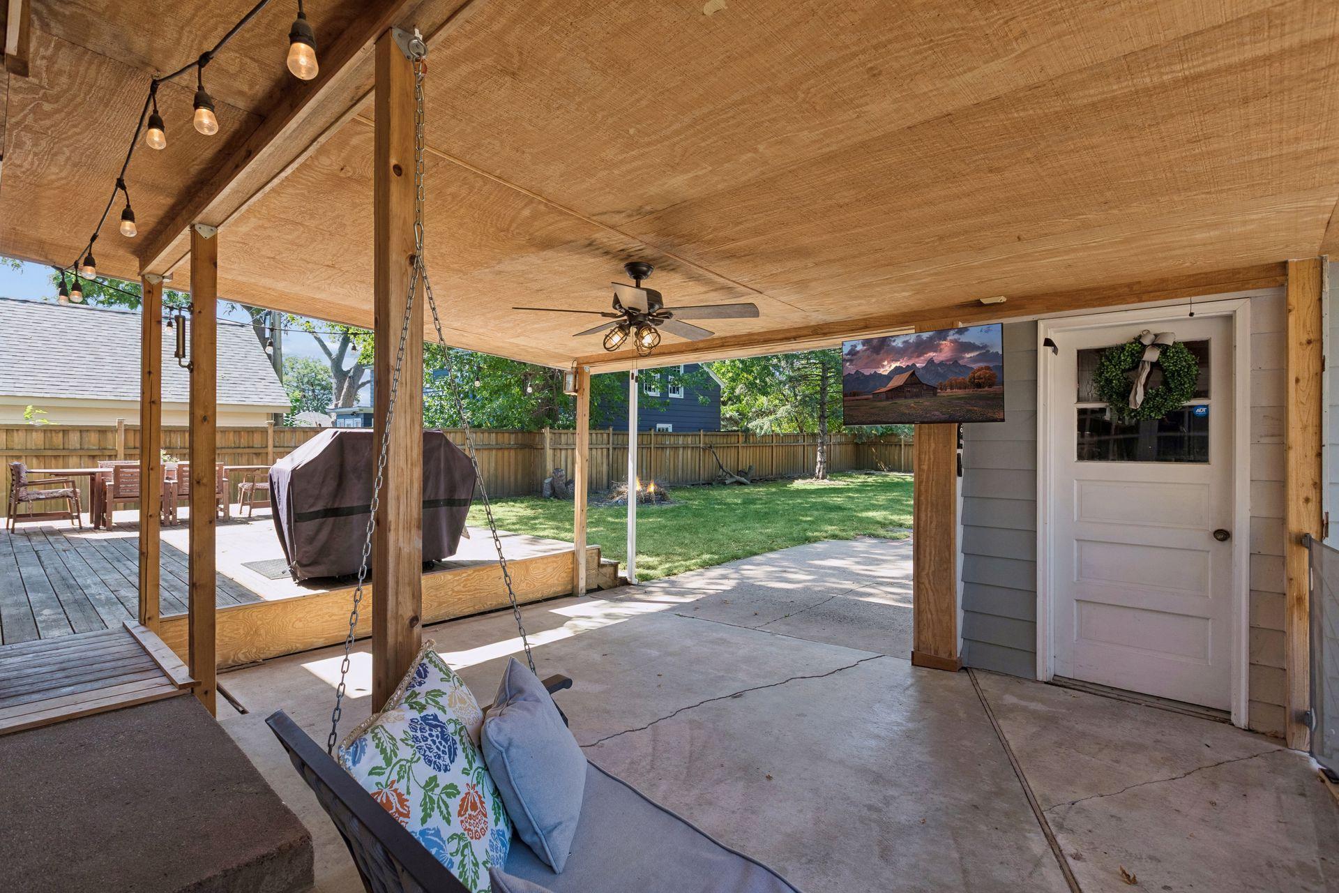 View of Residential at 1789 Asbury Street, Falcon Heights MN 55113, Falcon Heights (40 of 46) - Mike Wilen | Minnesota Team Real Estate