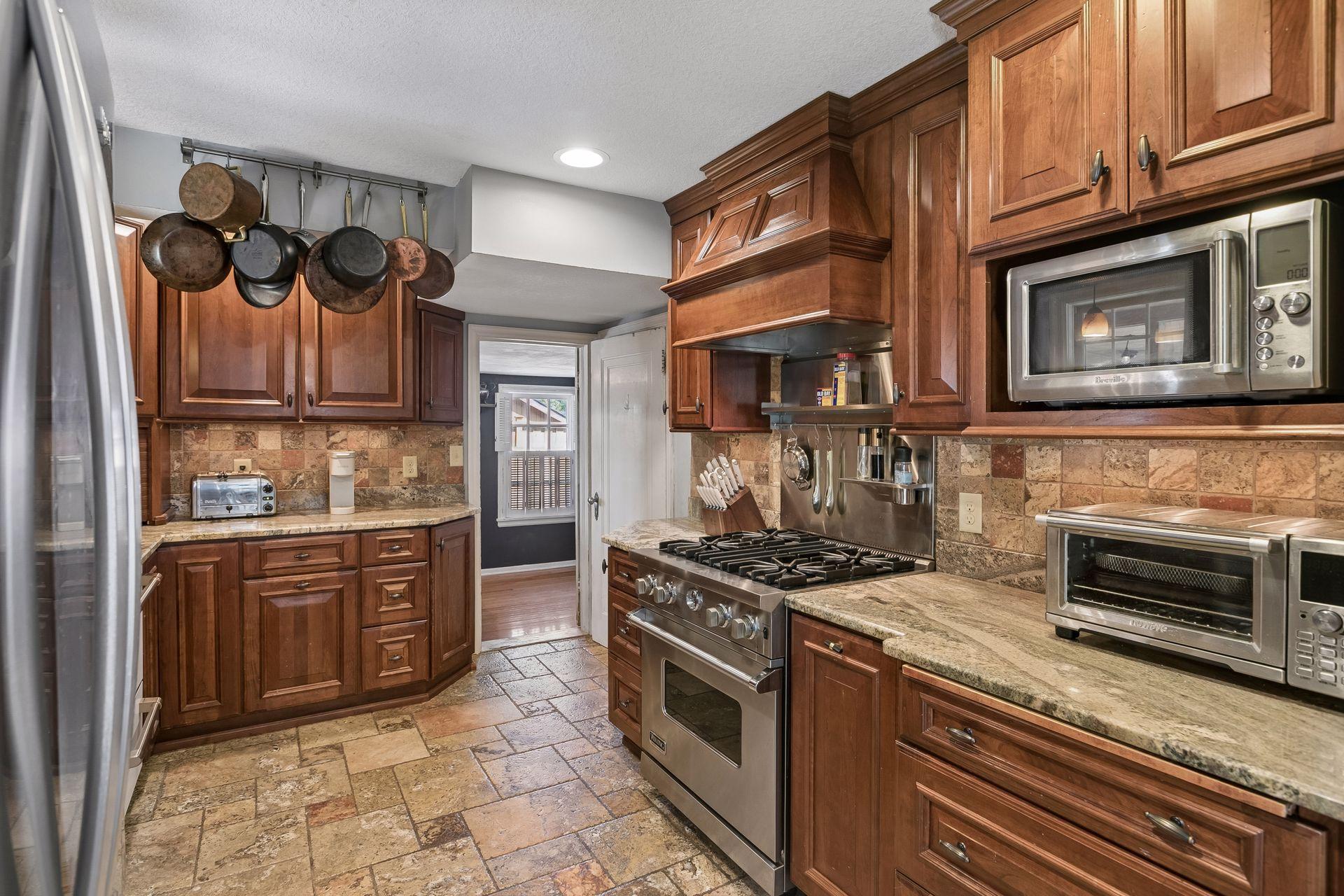 View of Residential at 1789 Asbury Street, Falcon Heights MN 55113, Falcon Heights (12 of 46) - Mike Wilen | Minnesota Team Real Estate