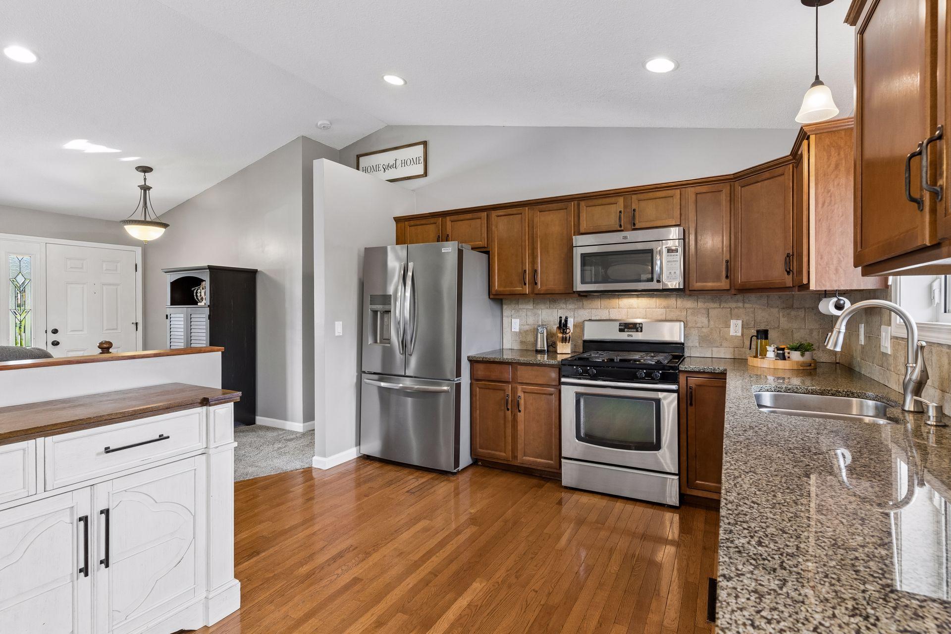 View of Residential at 17308 Glencoe Avenue, Lakeville MN 55044, Lakeville (10 of 44) - Mike Wilen | Minnesota Team Real Estate