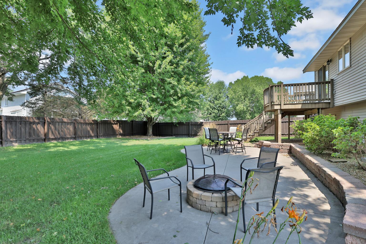 View of Residential at 1098 Heather Drive, Woodbury MN 55129, Woodbury - Mike Wilen | Minnesota Team Real Estate