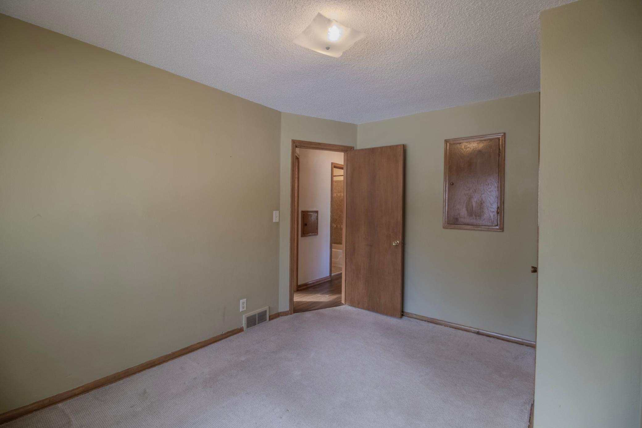 View of Residential at 2187 Burr Street, Maplewood MN 55117, Maplewood (23 of 42) - Mike Wilen | Minnesota Team Real Estate